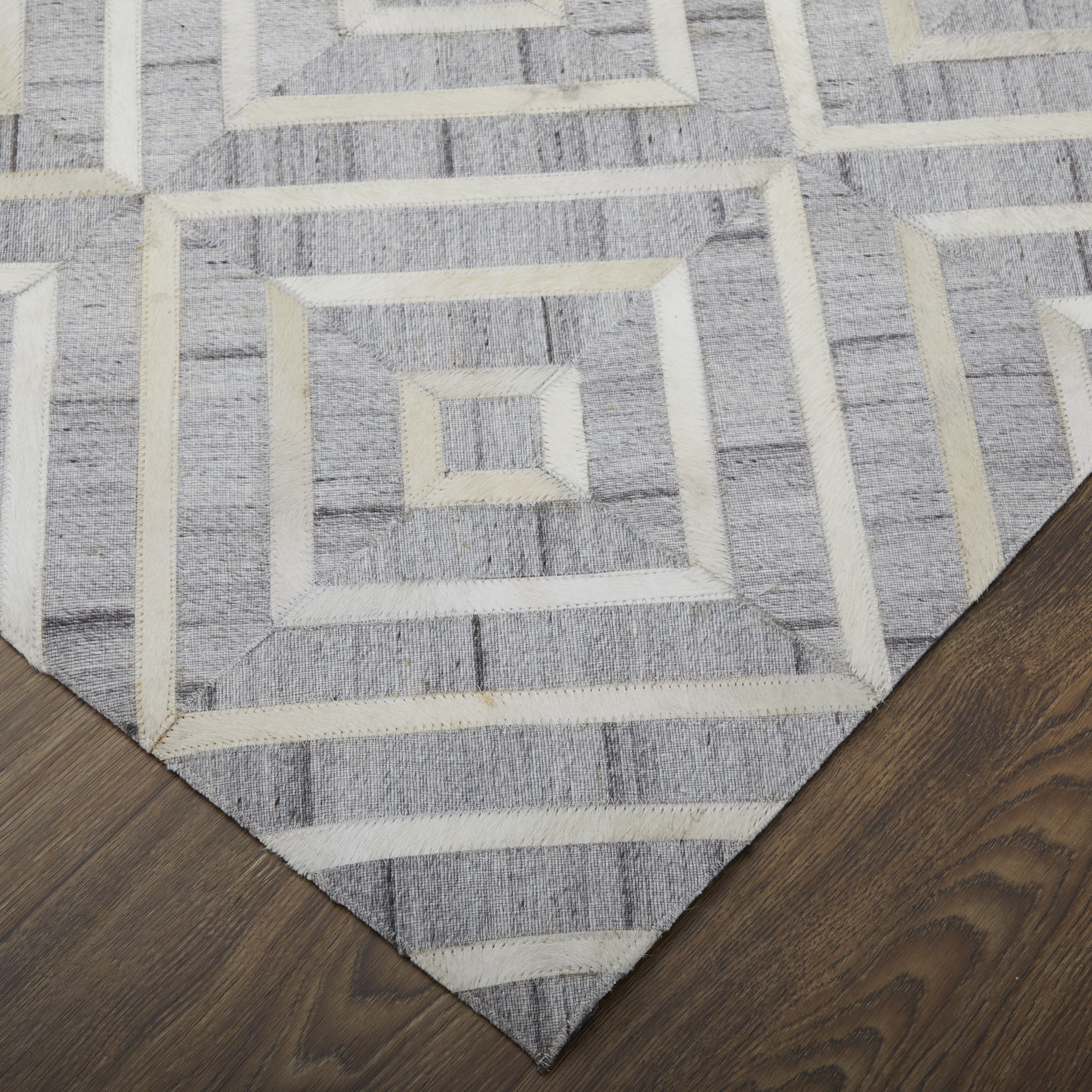 Fannin Transitional Geometric - Taupe/Ivory/Gray