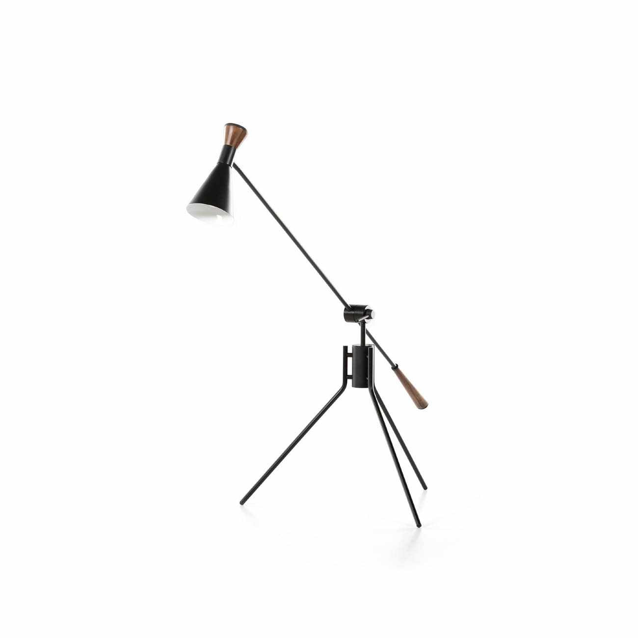 The Walt Floor Lamp