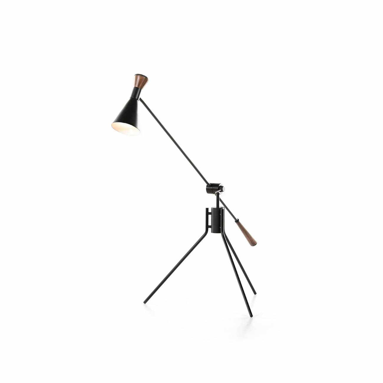 The Walt Floor Lamp
