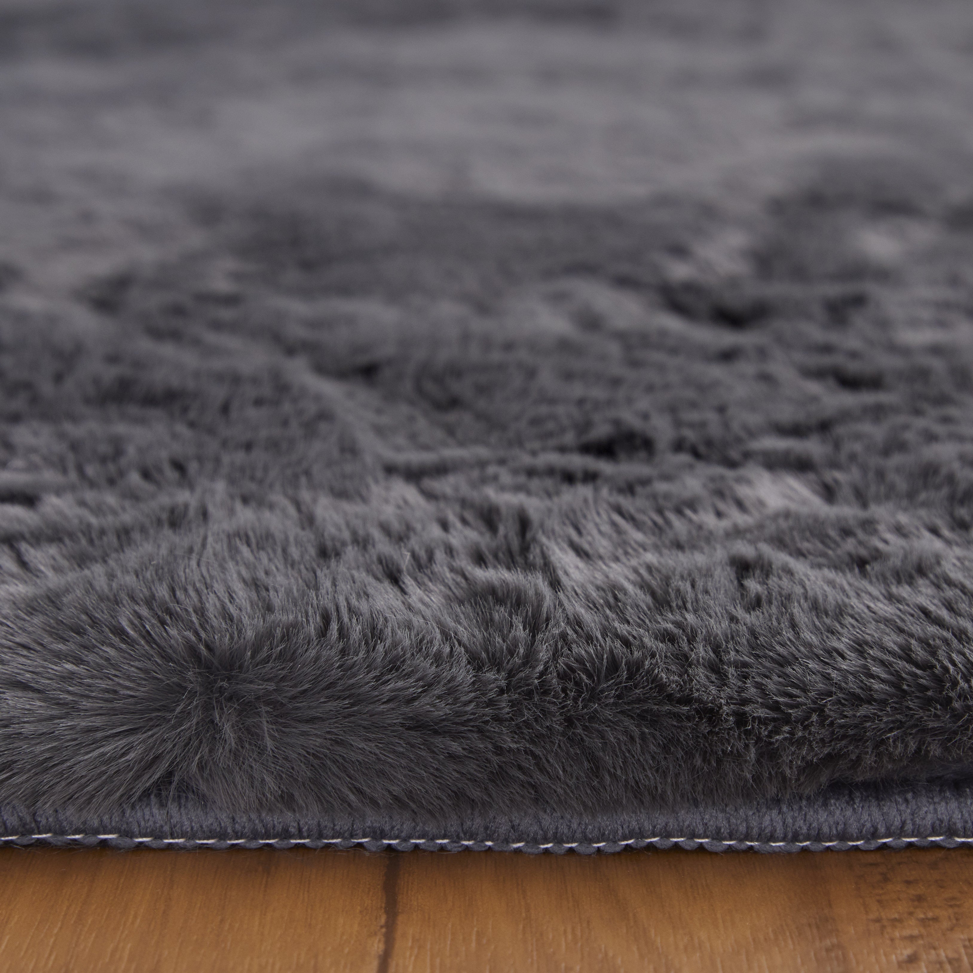Luxe Velour Modern Solid - Taupe/Black Area Rug