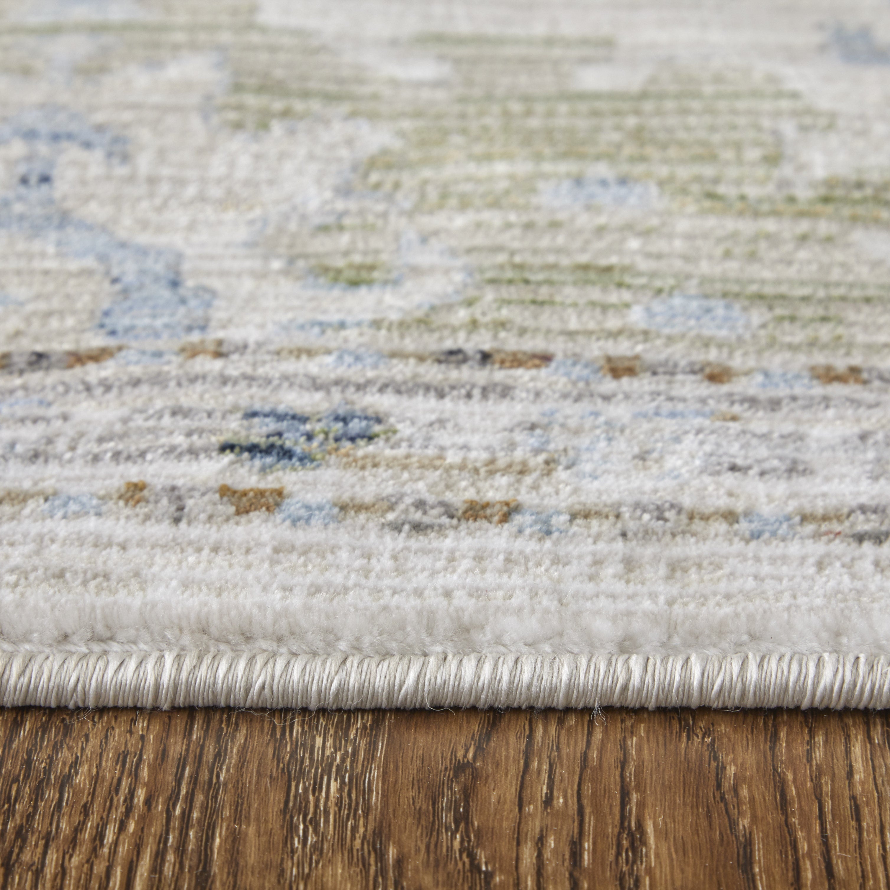 Melrose Traditional Floral & Botanical - Tan/Blue/Red Area Rug