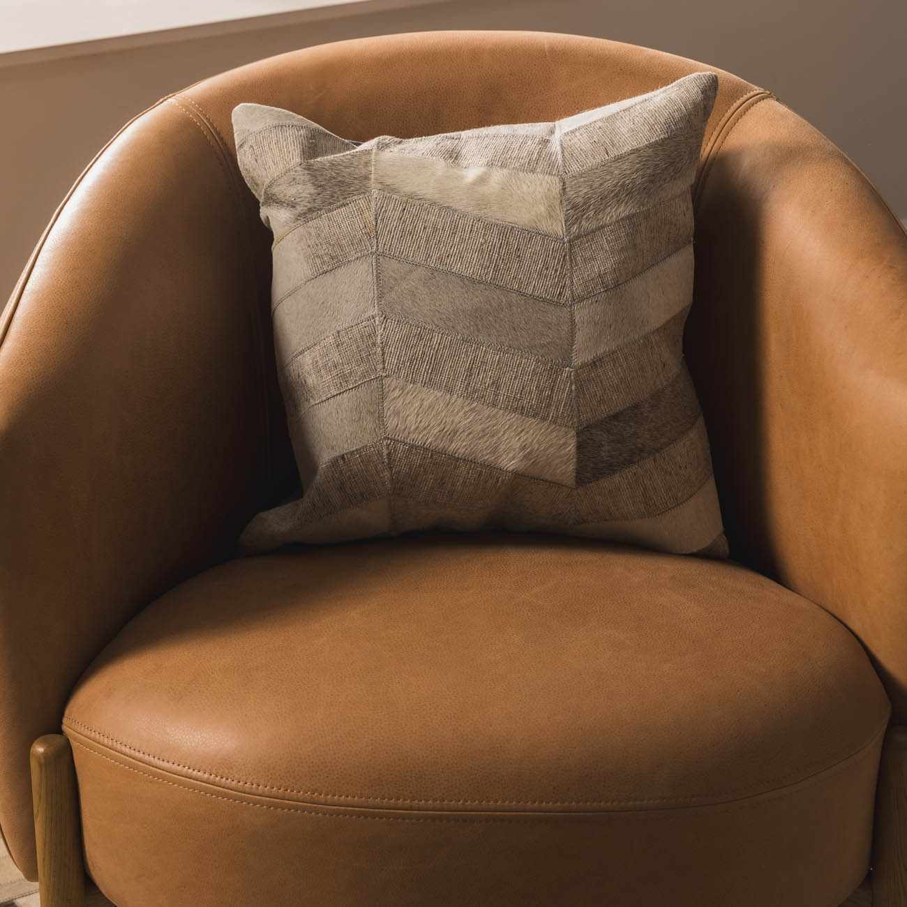 The Juliette Throw Pillow