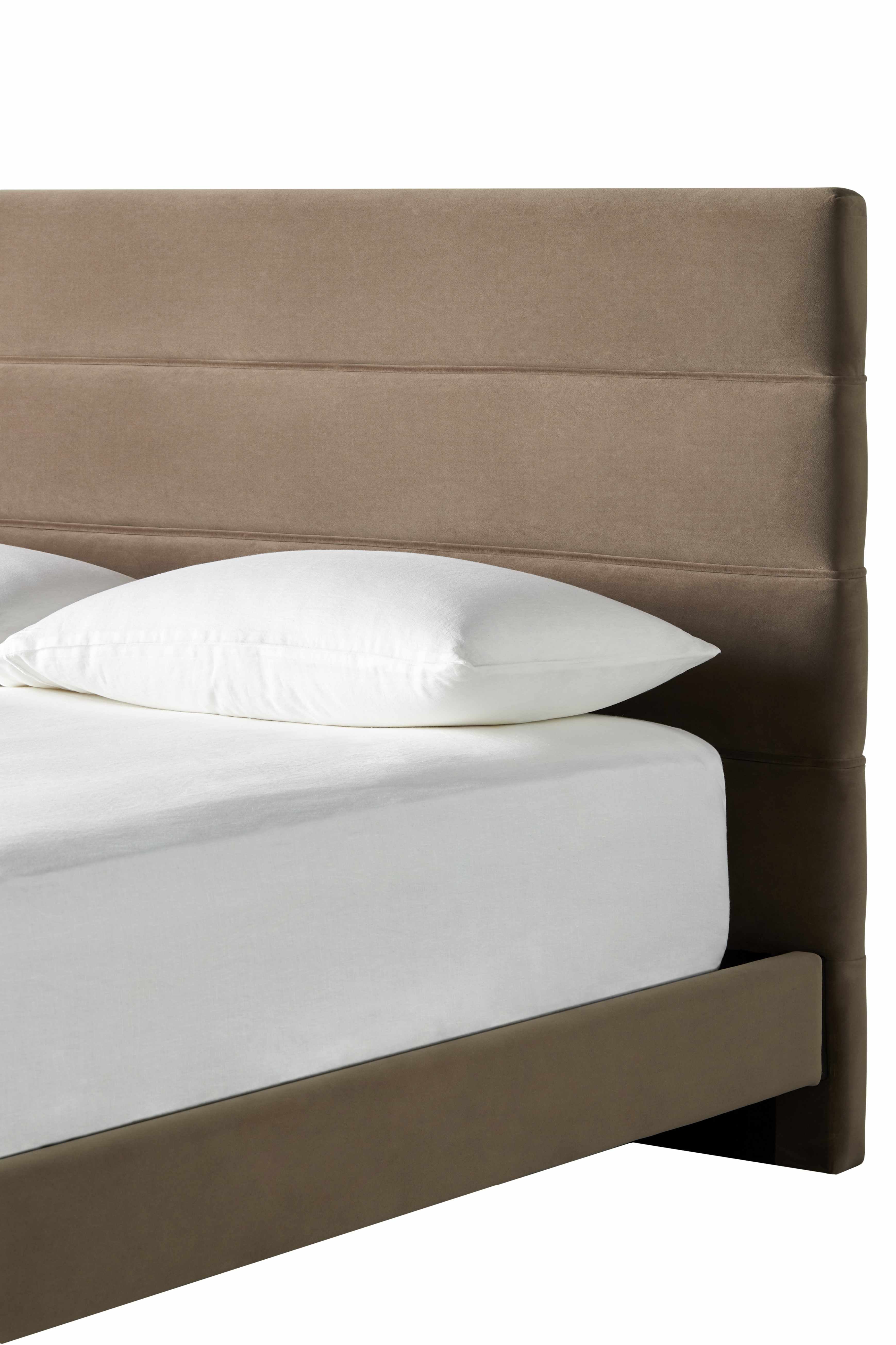 The Dennington Bed