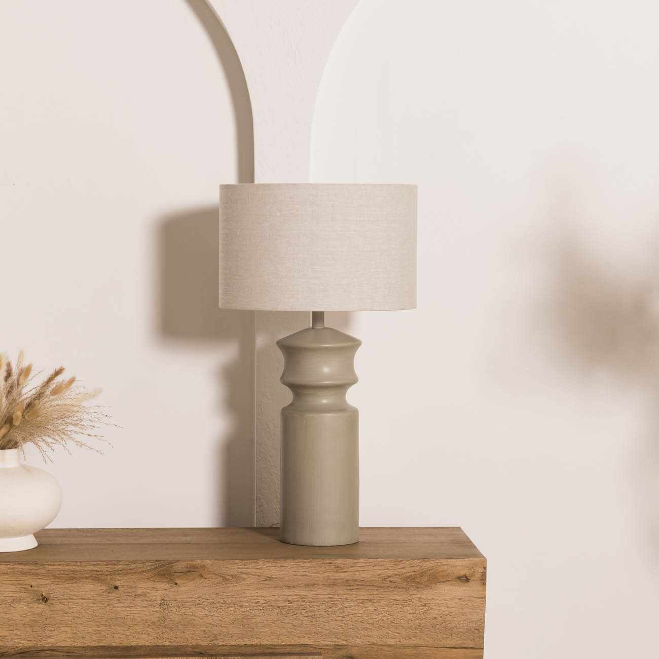 The Veyra Table Lamp