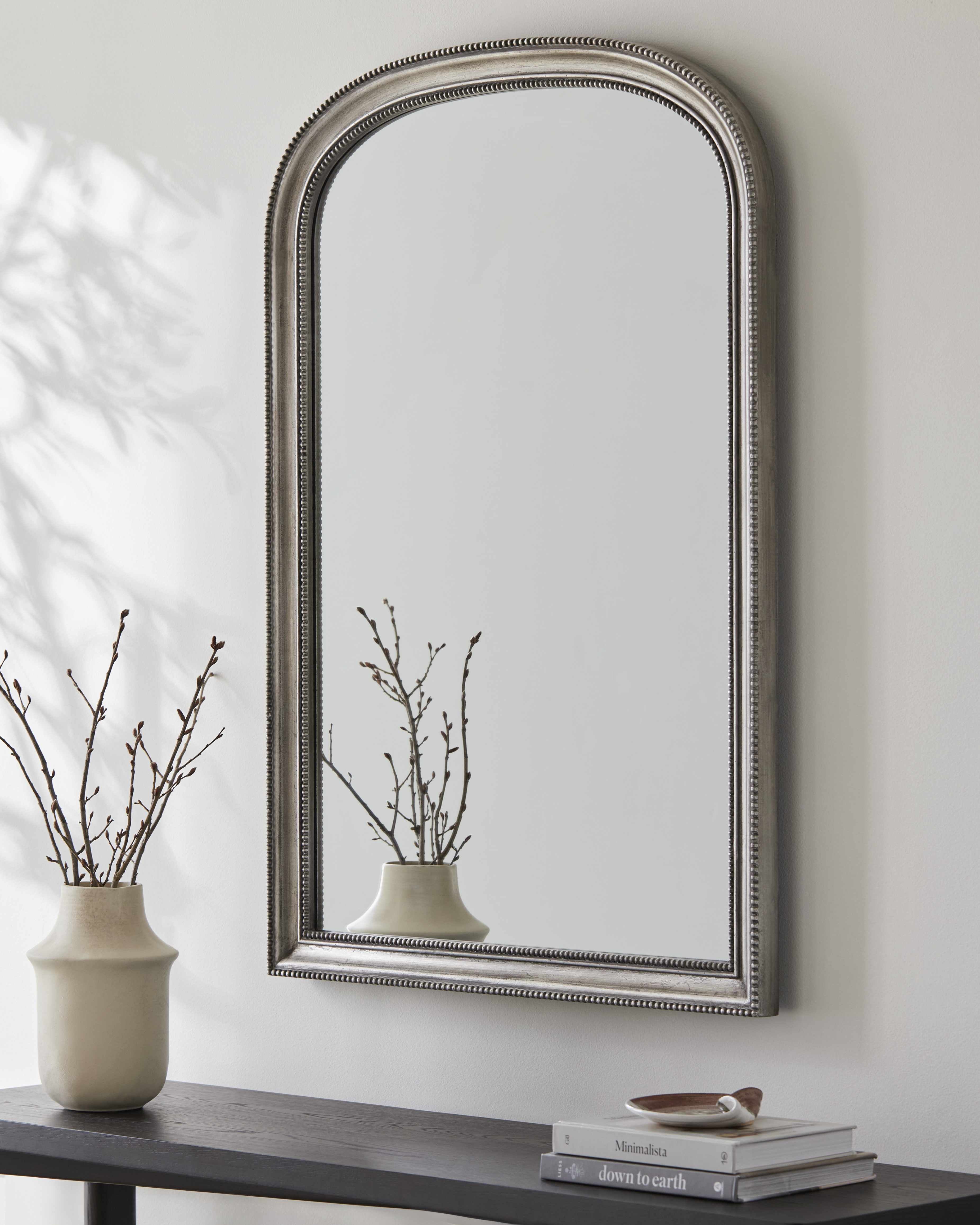 The Aureum Mirror