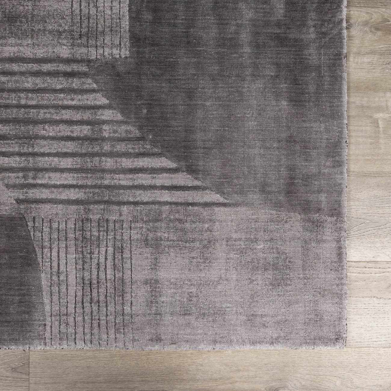 Tjode Area Rug