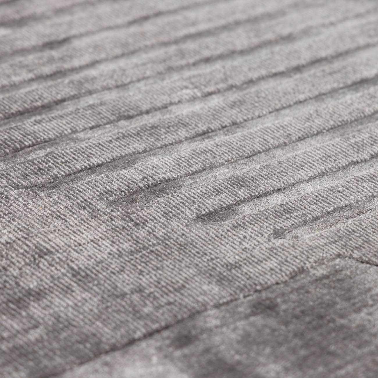 Tjode Area Rug