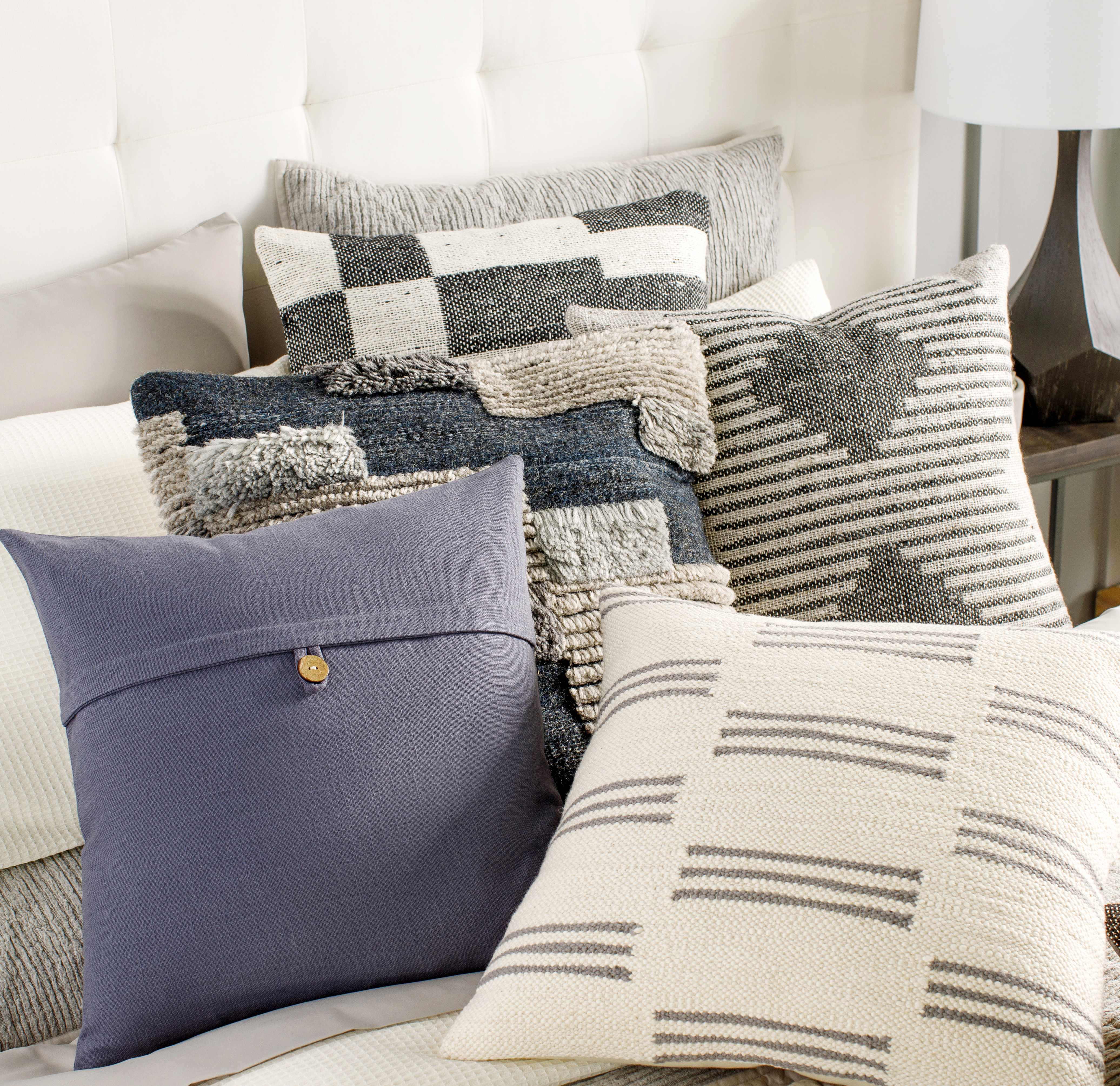 The Harcourt Pillow