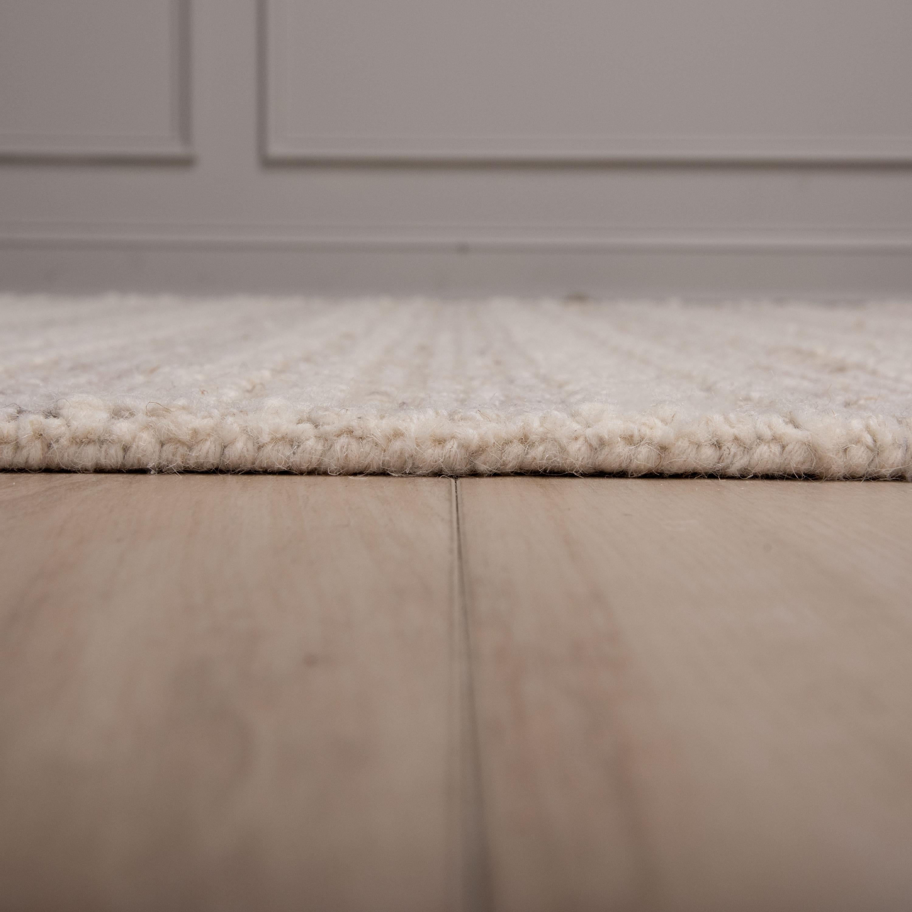 A07203 Area Rug