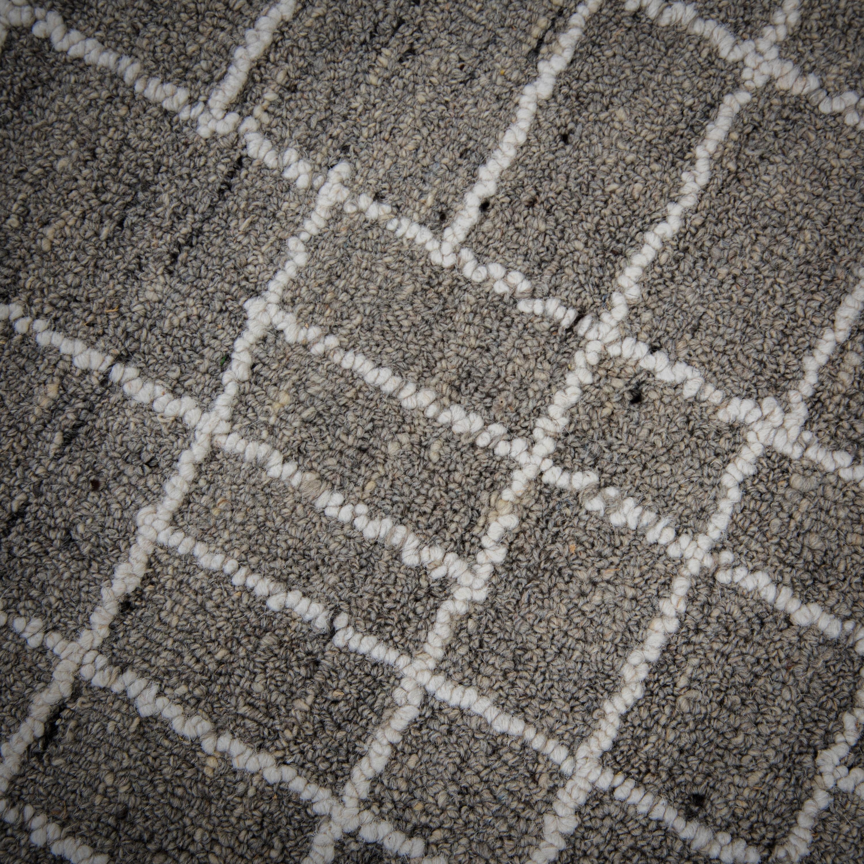 A07215 Area Rug