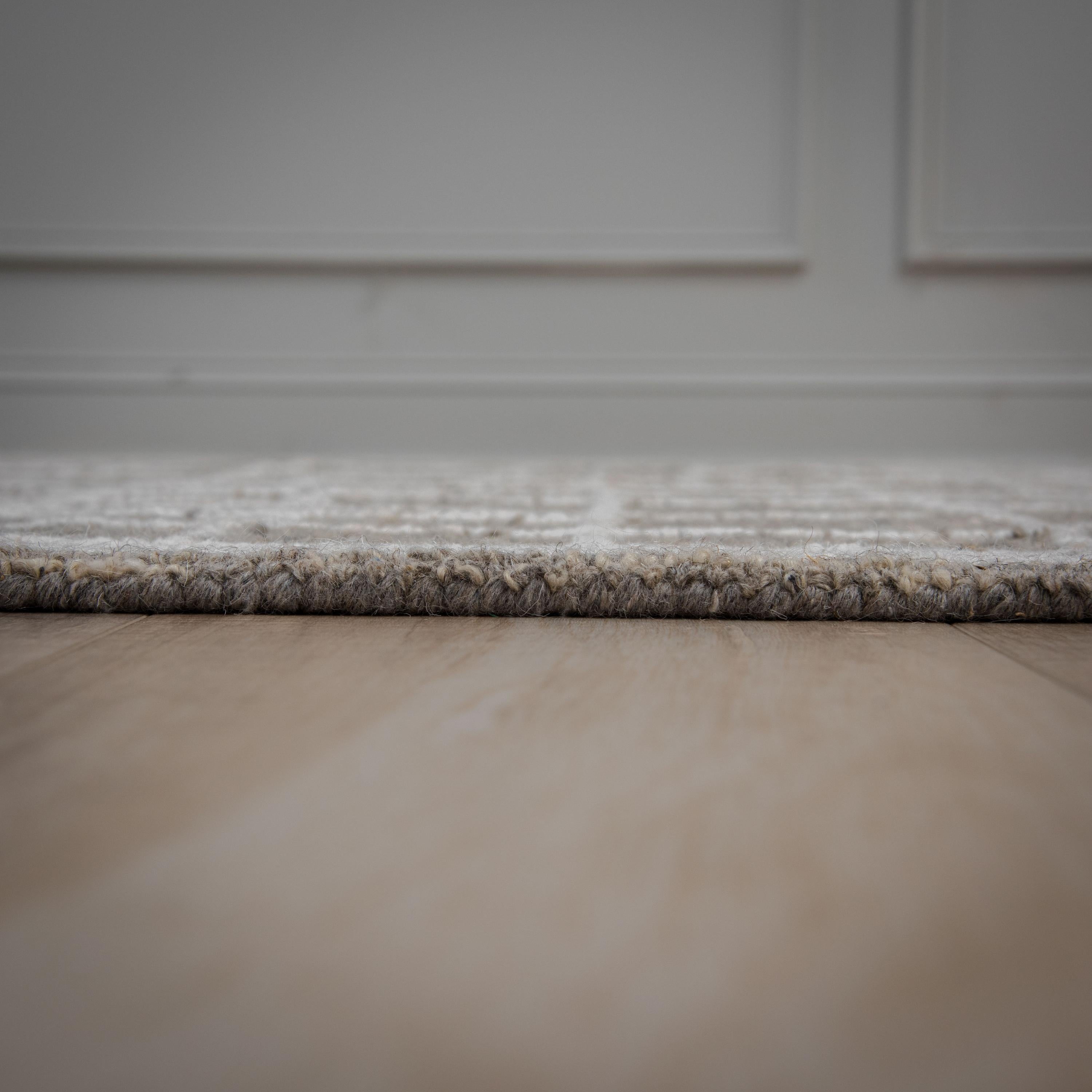 A07215 Area Rug