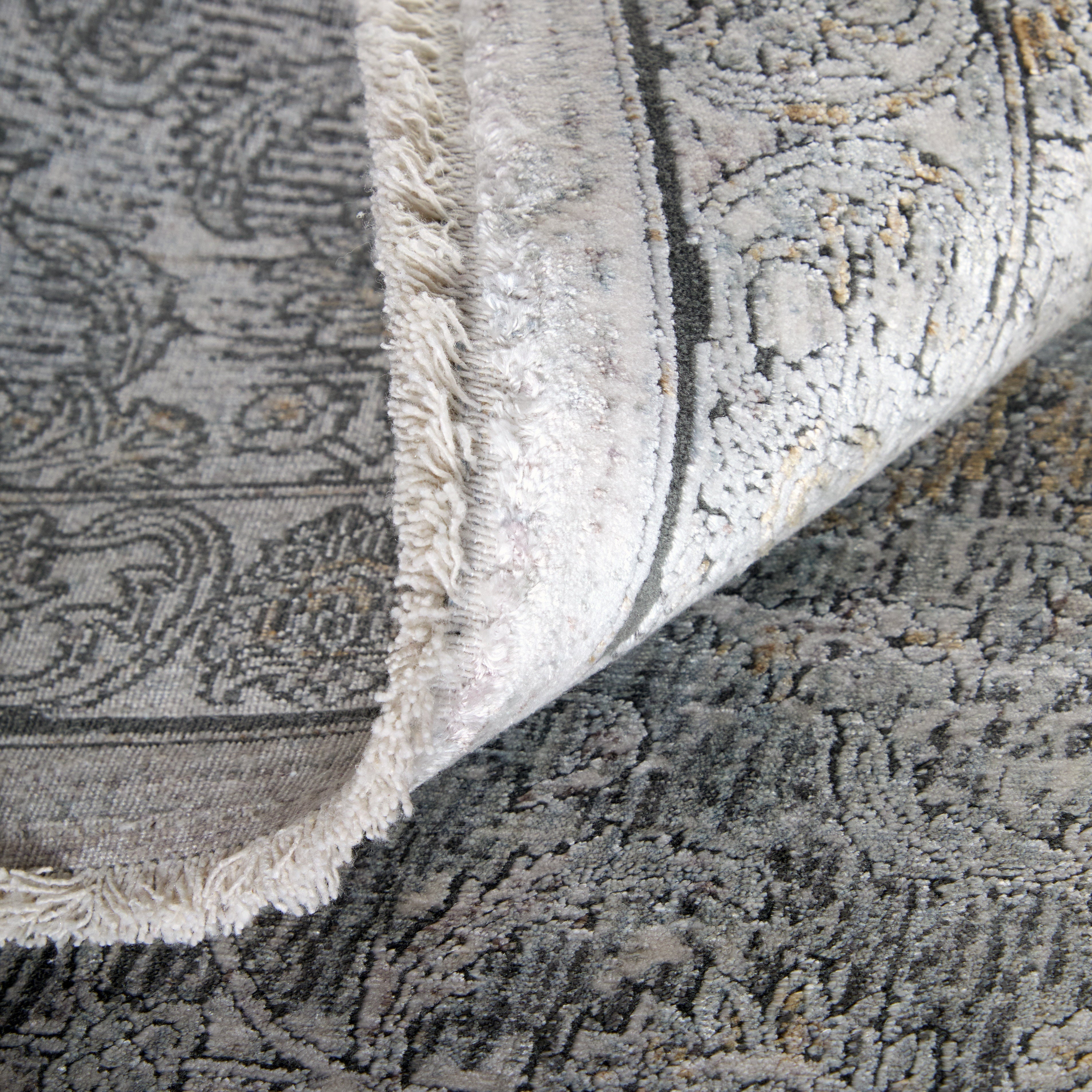 Sarrant Transitional Damask - Gray/Silver/Tan Area Rug
