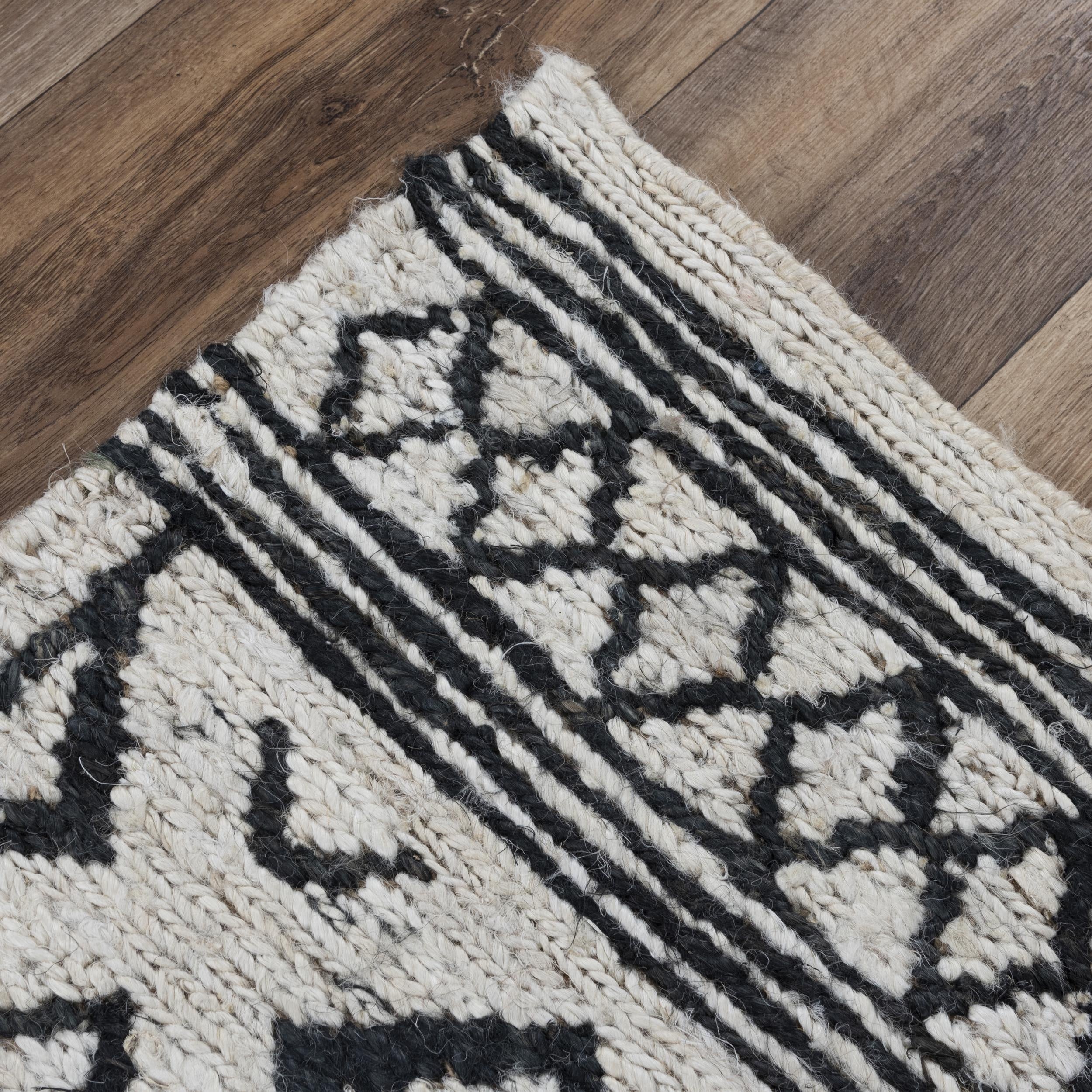 BNL938 Area Rug
