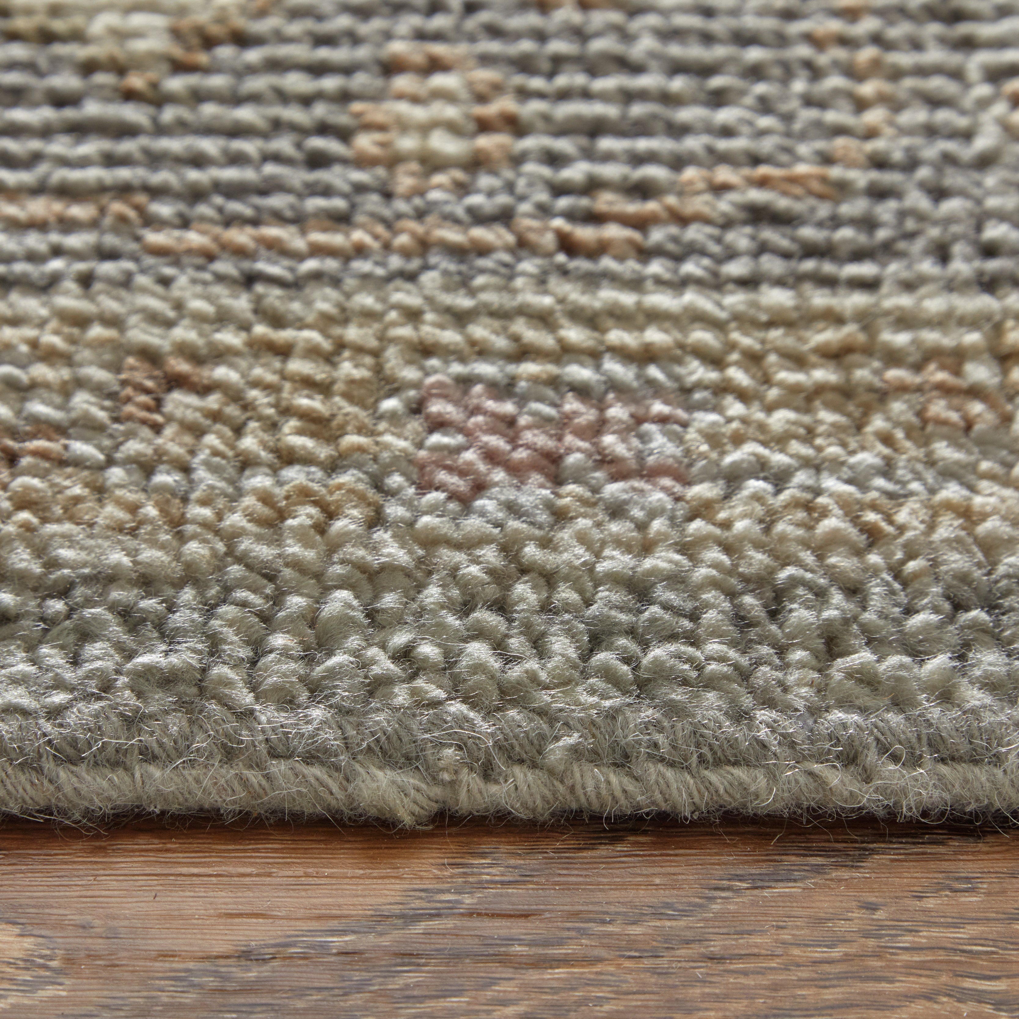 Carrington Traditional Oriental - Gray/Gold/Pink Area Rug
