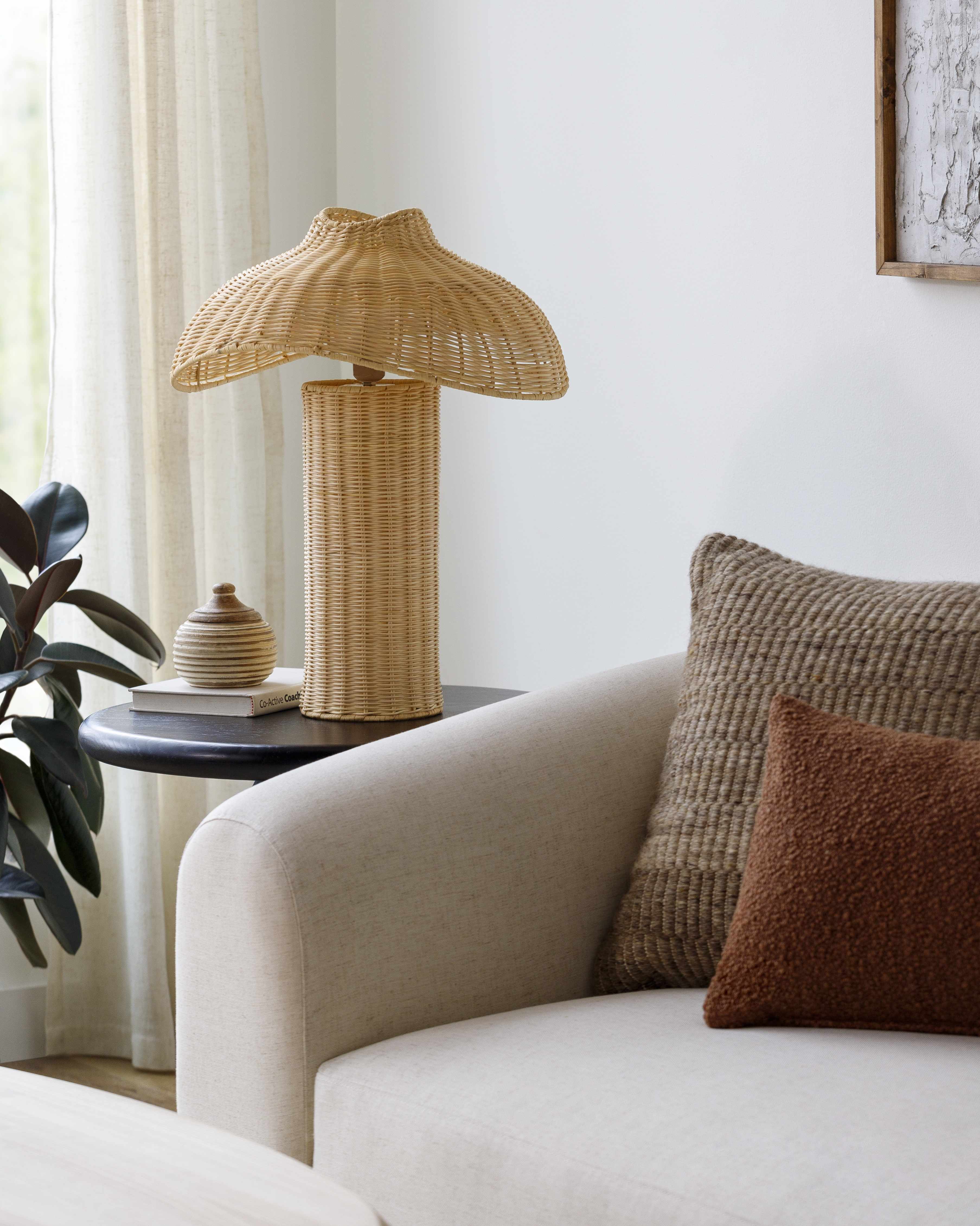 The Meridian Table Lamp