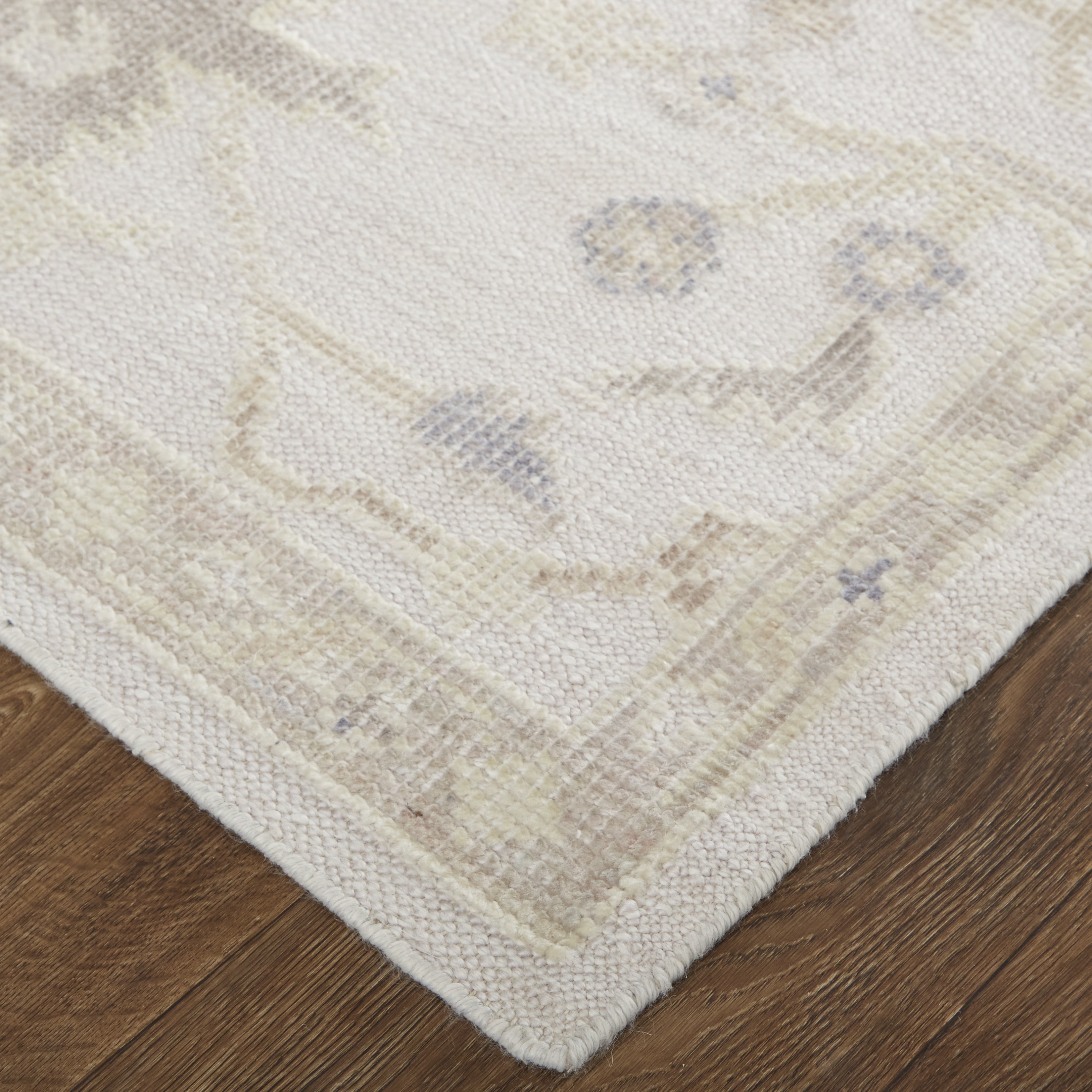 Wendover Transitional Floral & Botanical - Tan/Ivory/Orange Area Rug