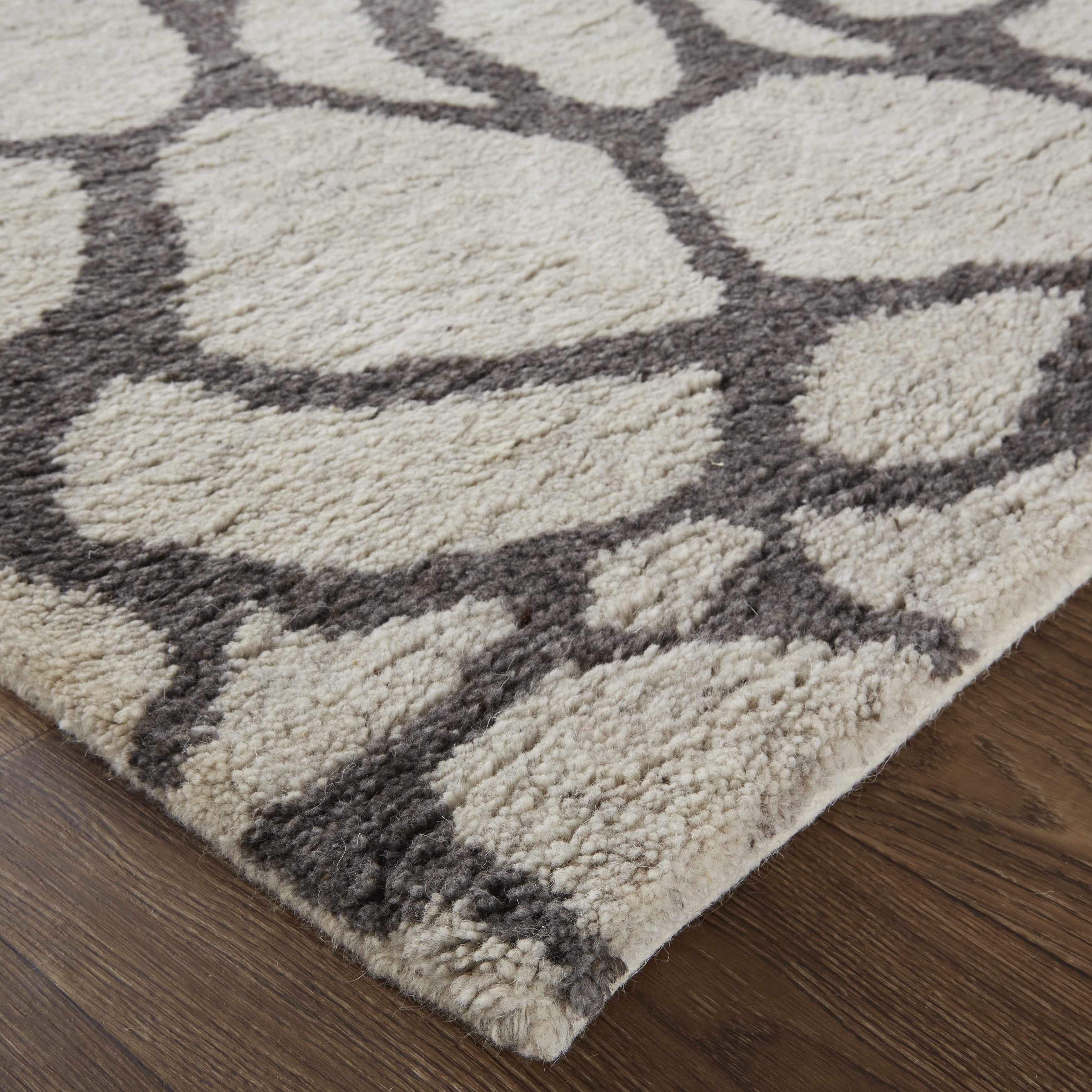 Belden Transitional Abstract - Ivory/Gray Area Rug