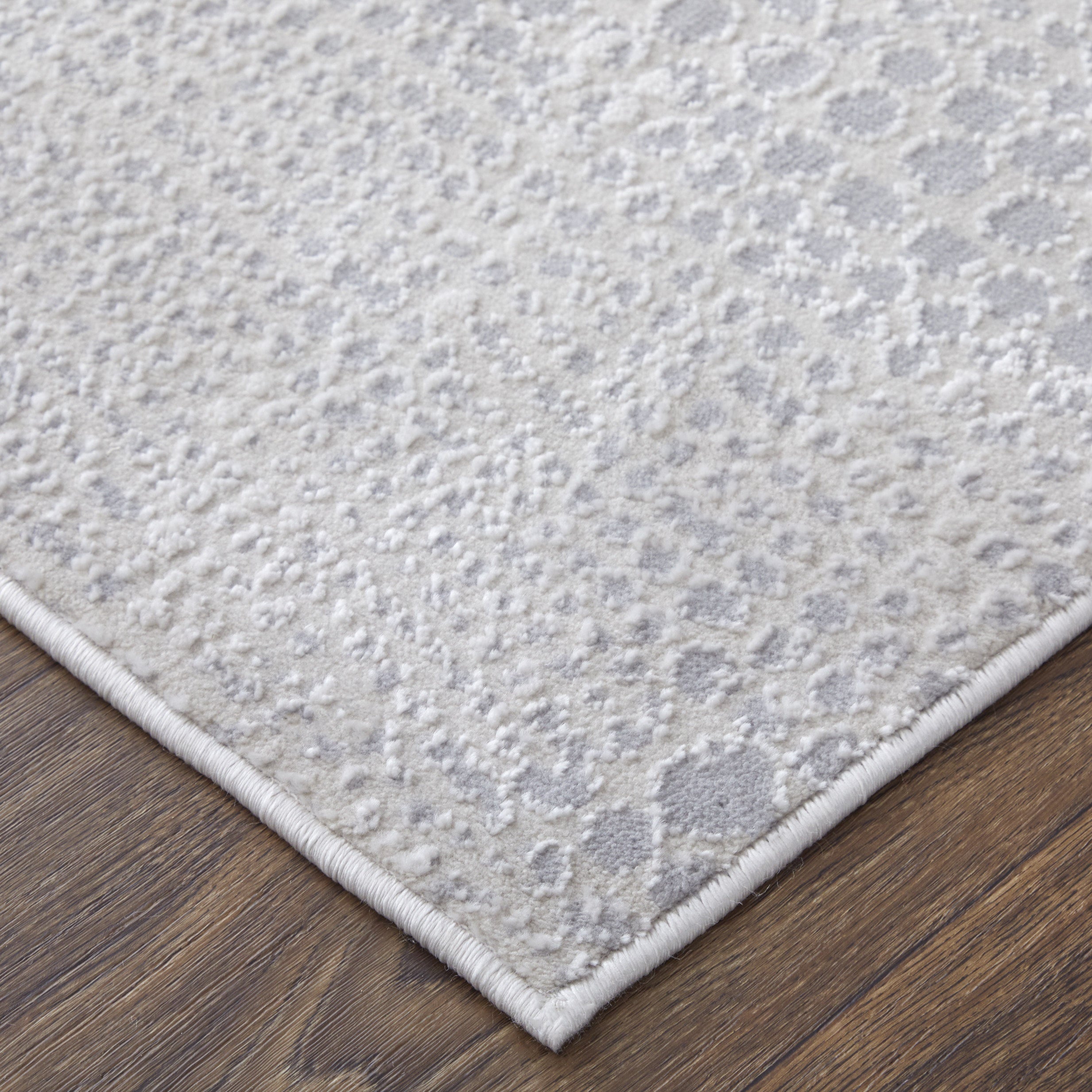Prasad Modern Distressed - Ivory/Silver/Gray Area Rug