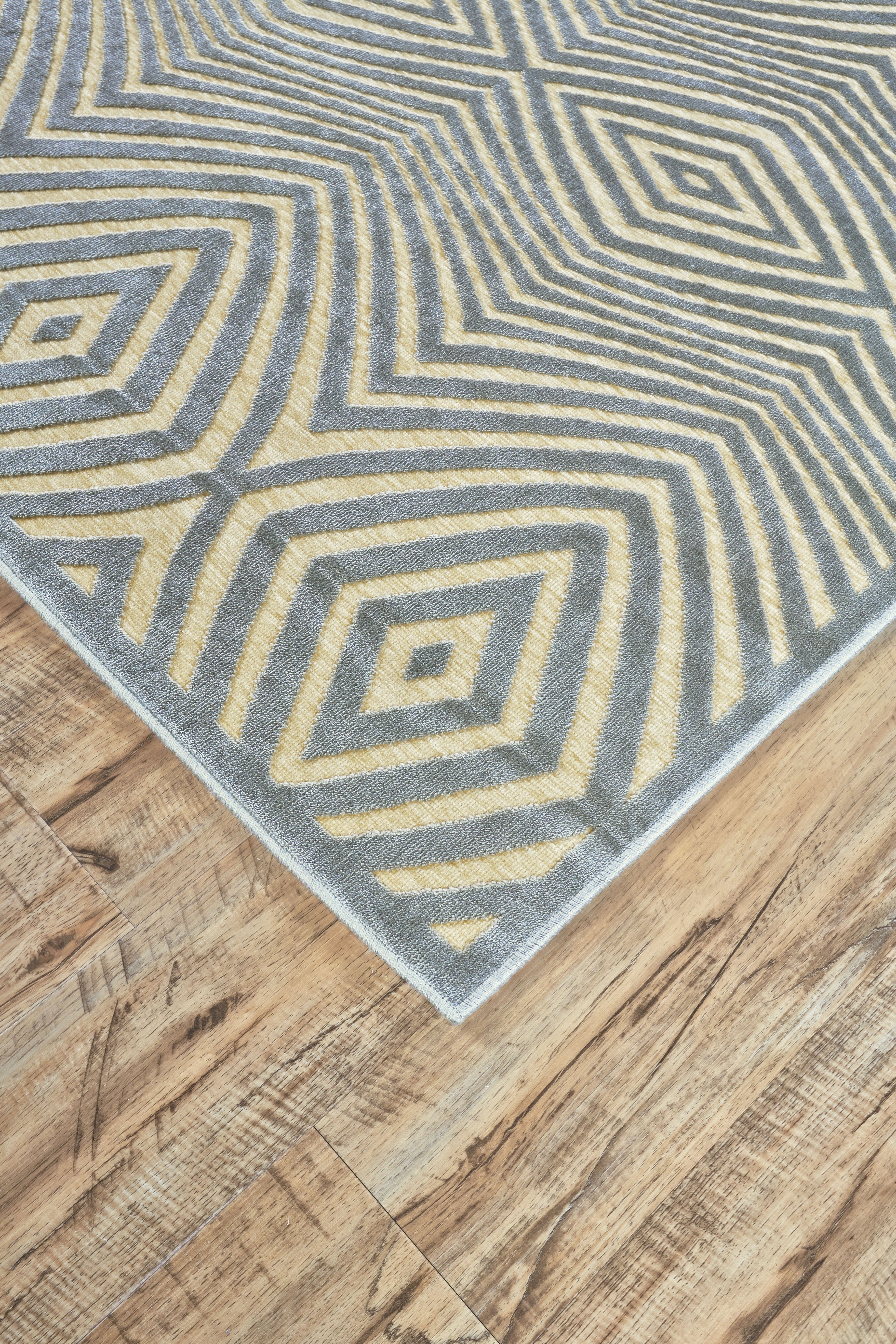 The Saphir Rug