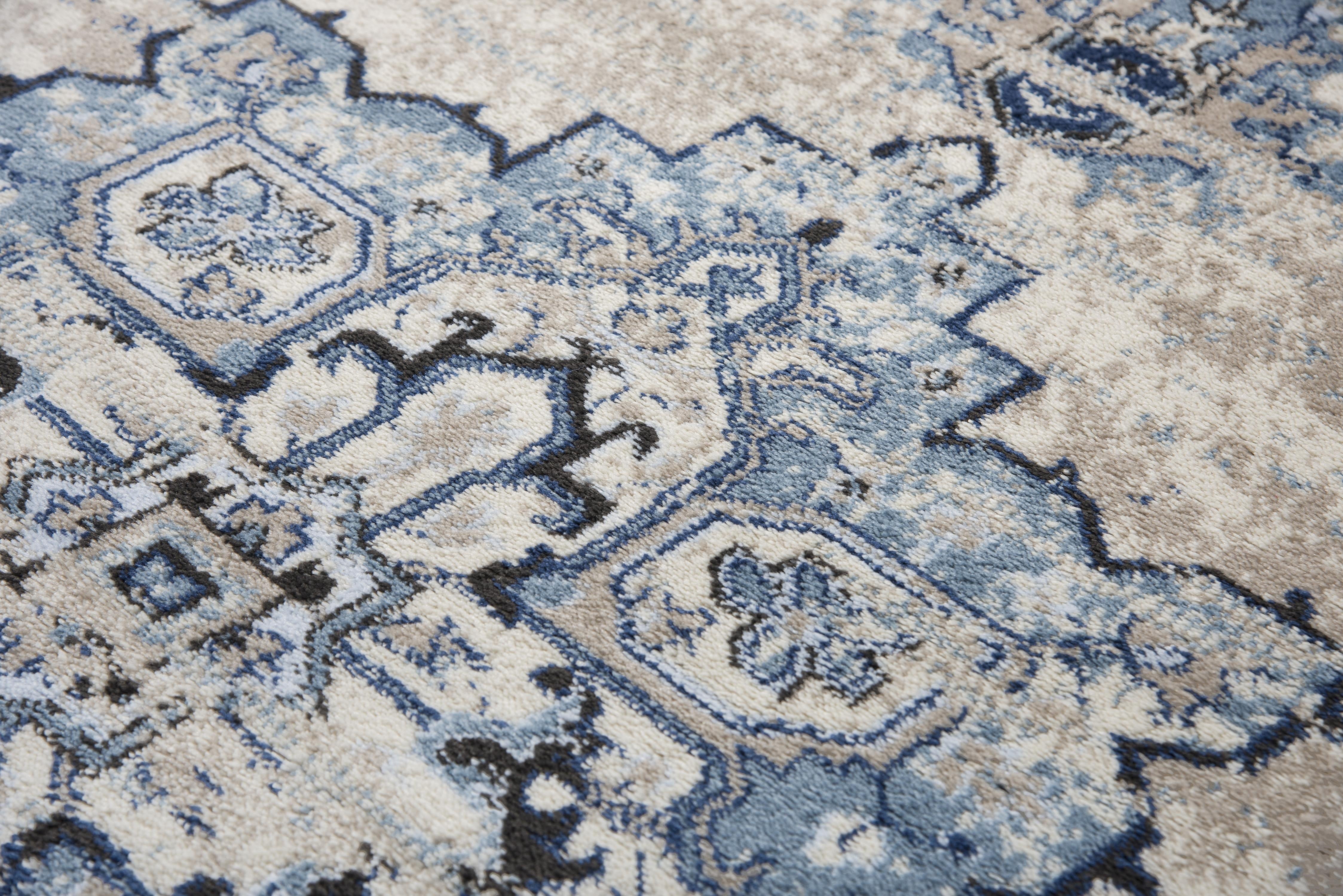 EN7350 Area Rug