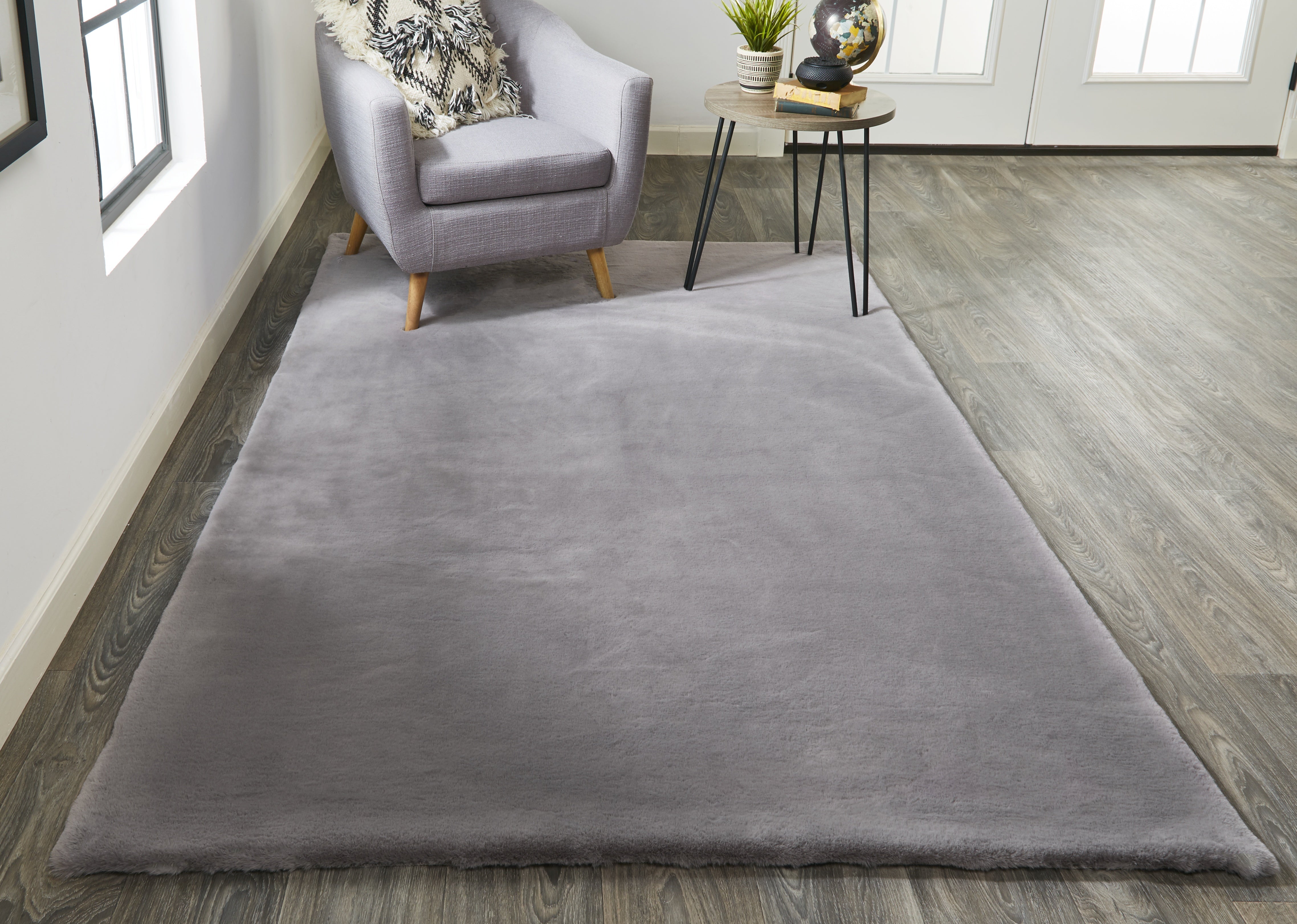 Luxe Velour Modern Solid - Taupe/Gray Area Rug