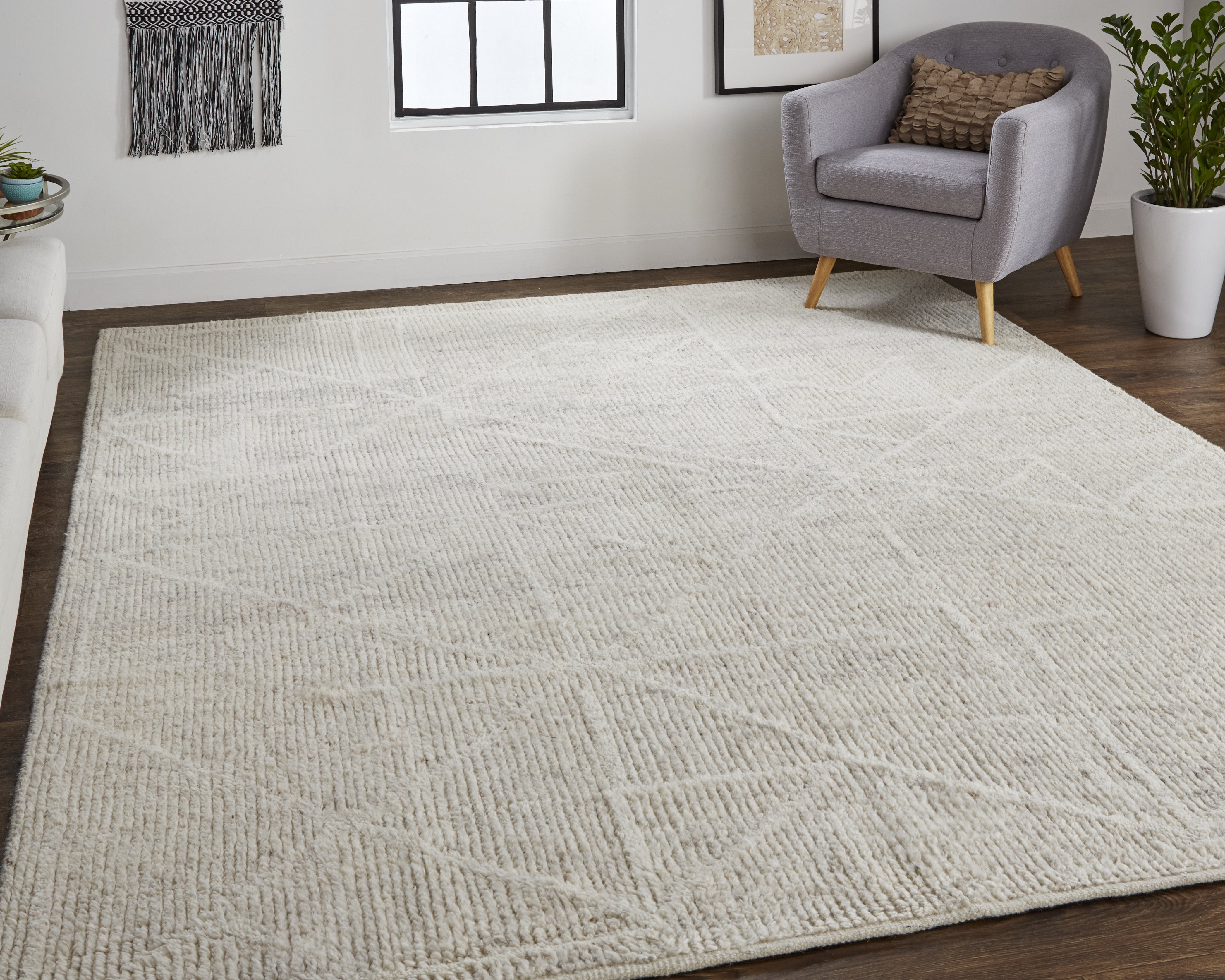 Alford Modern Solid - Ivory/Tan Area Rug