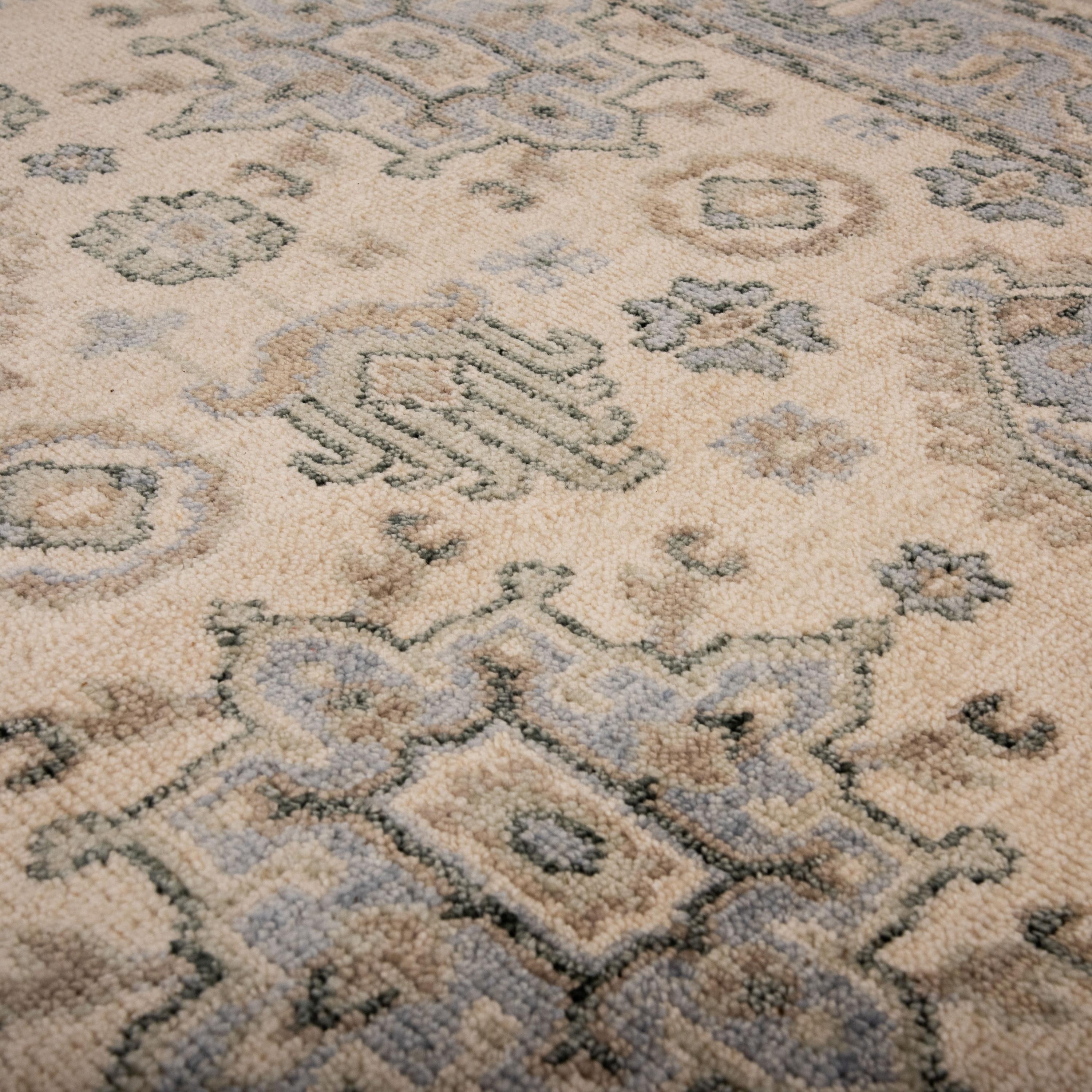 HAL667 Area Rug