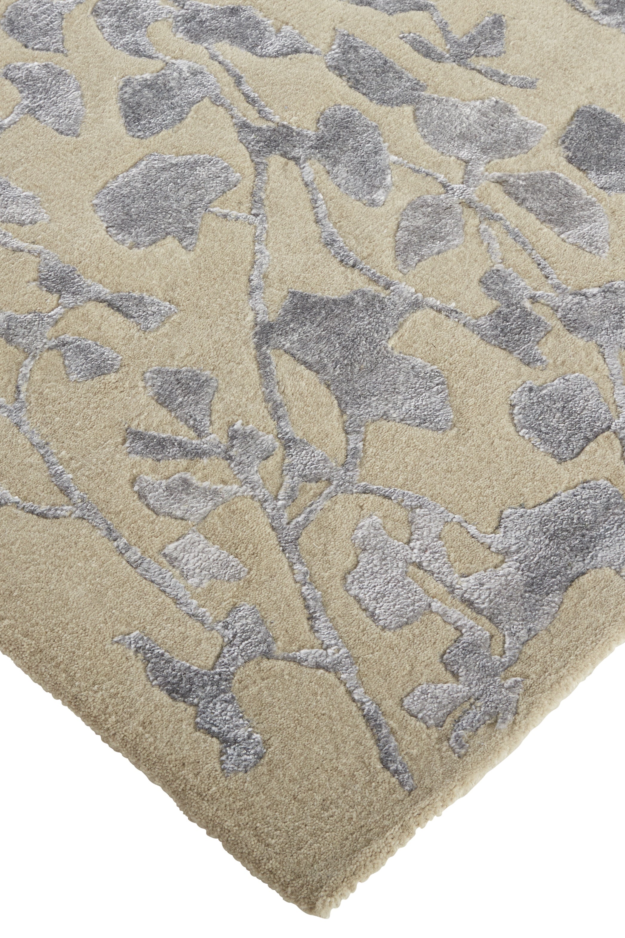 Bella Transitional Floral & Botanical - Tan/Silver/Gray