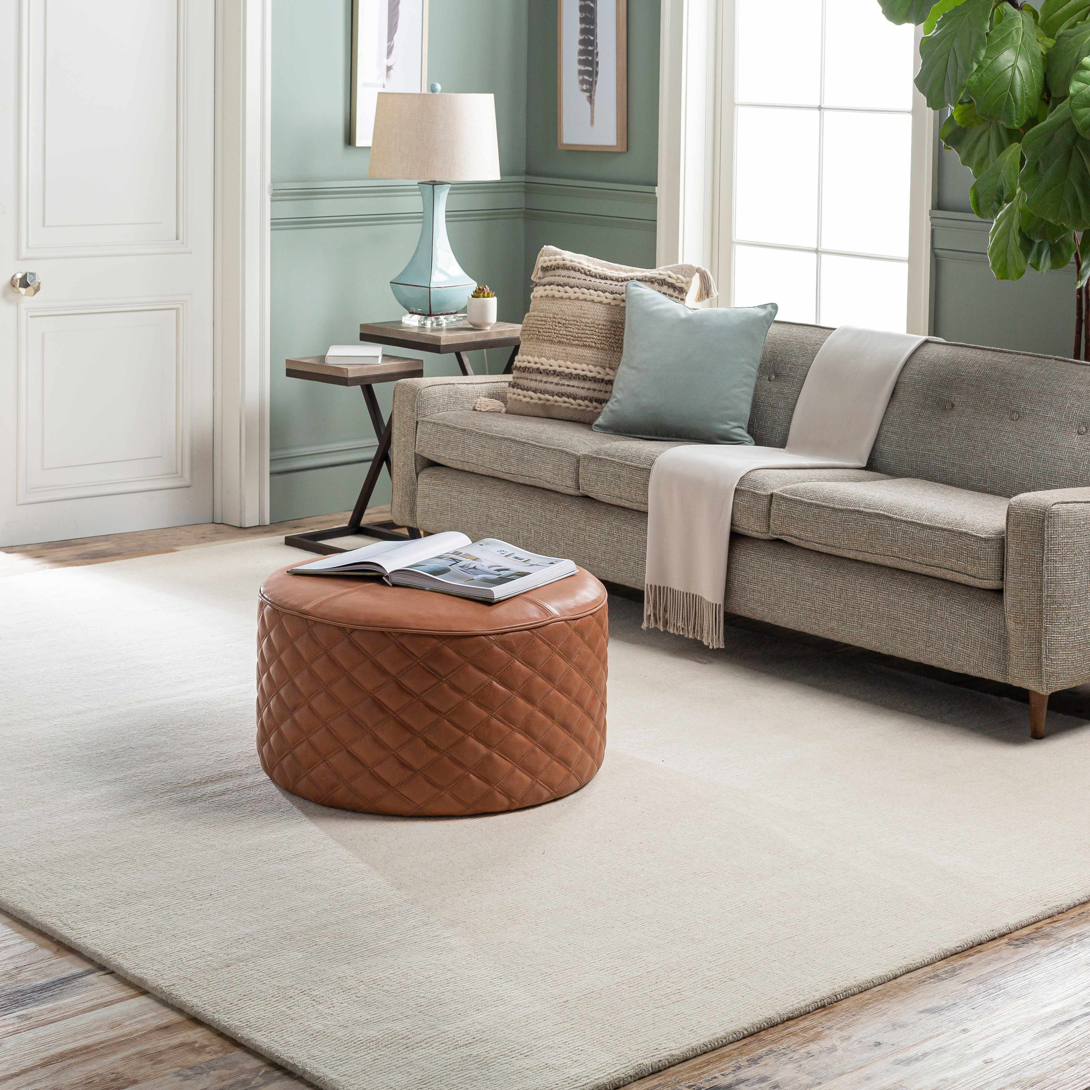 The Vespera Pouf