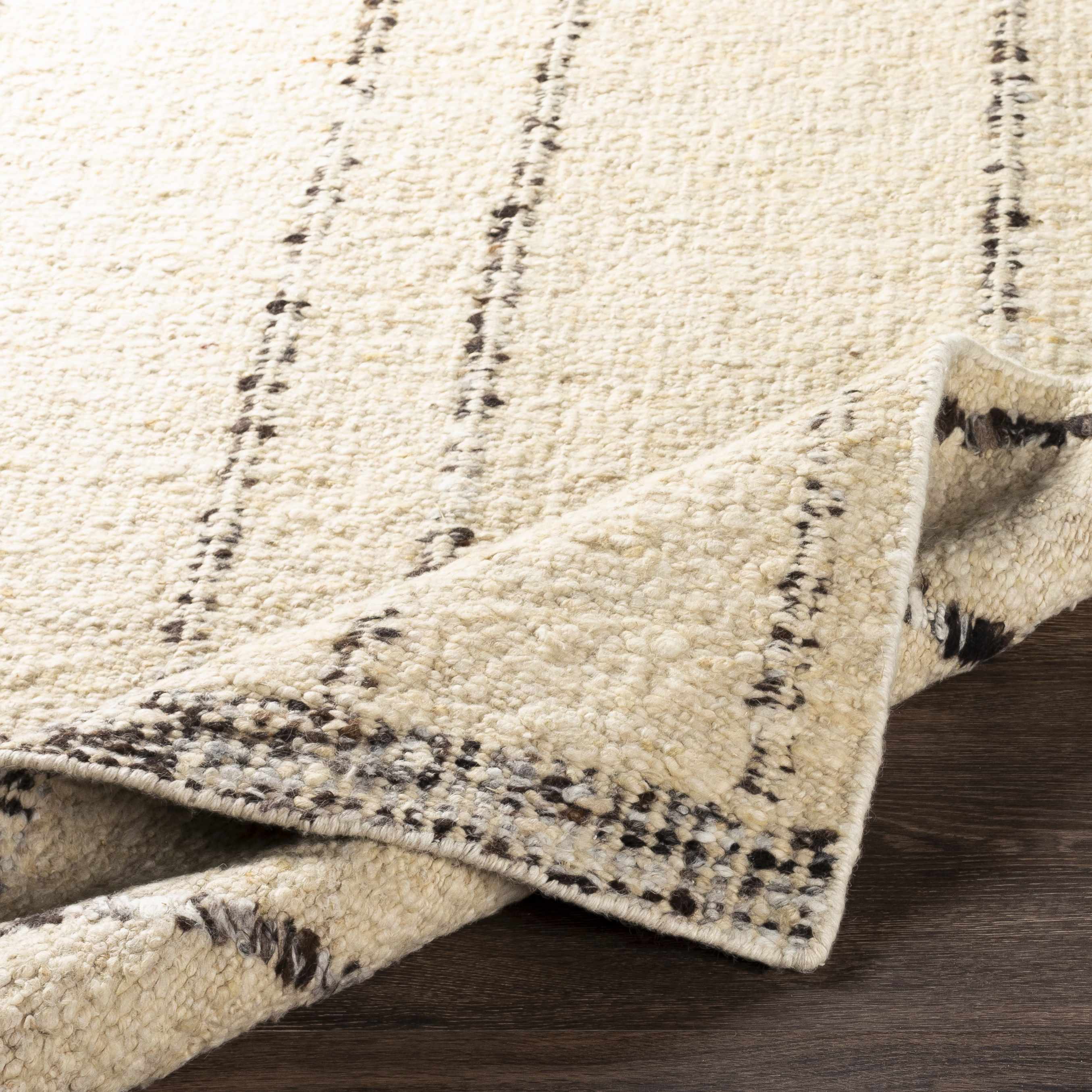 Chic Cream Hand Woven Wool Area Rug