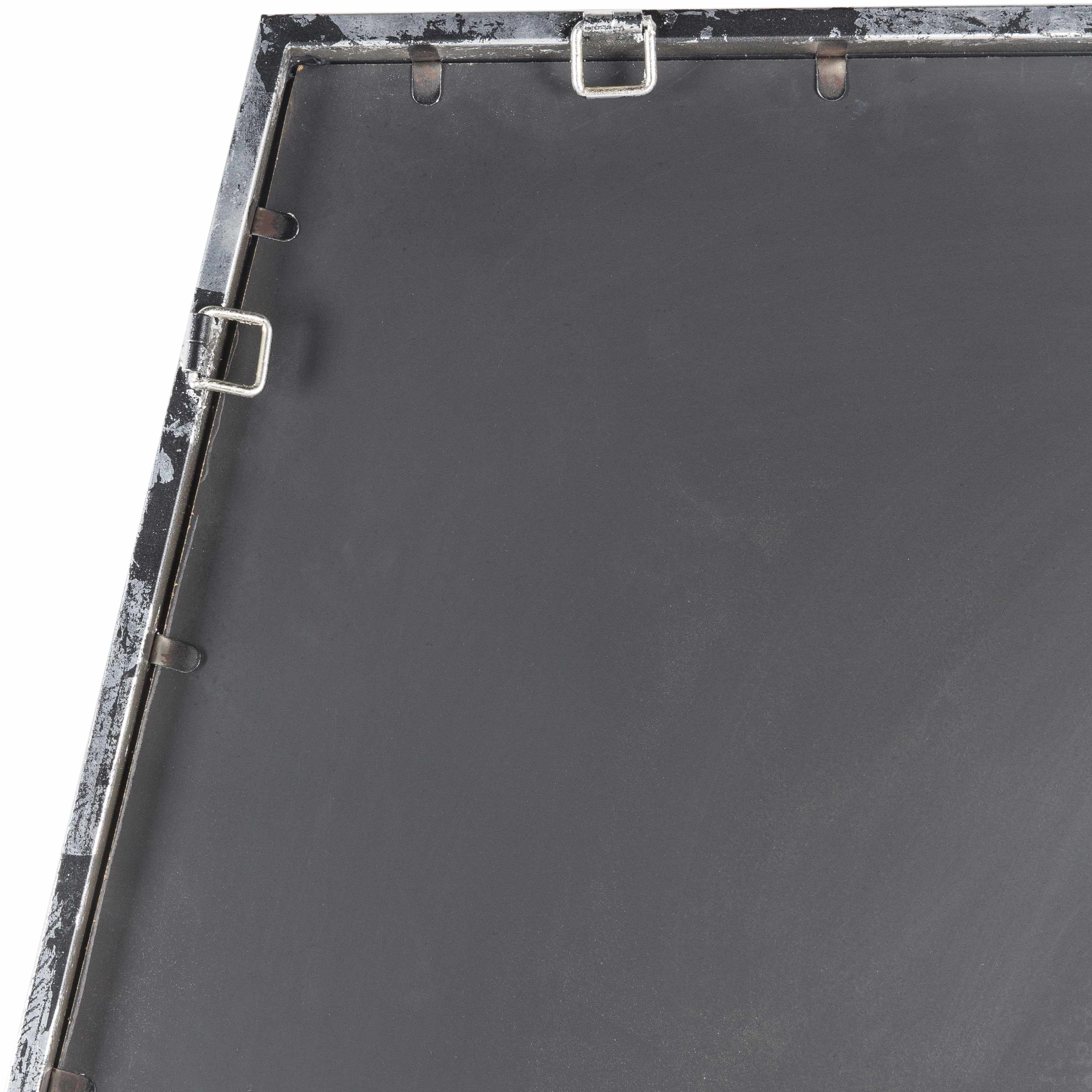 The Farnham Mirror