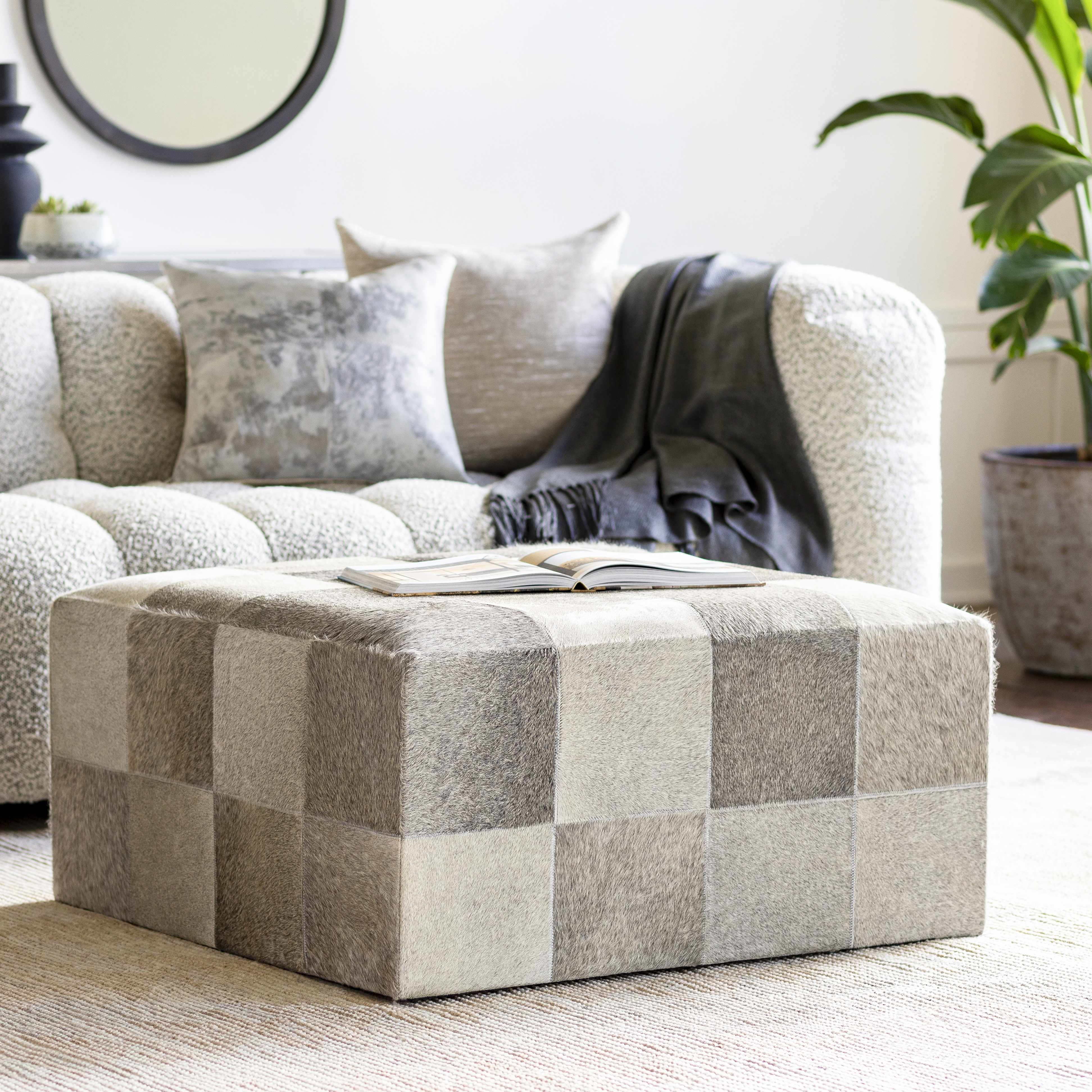 The Nora Ottoman