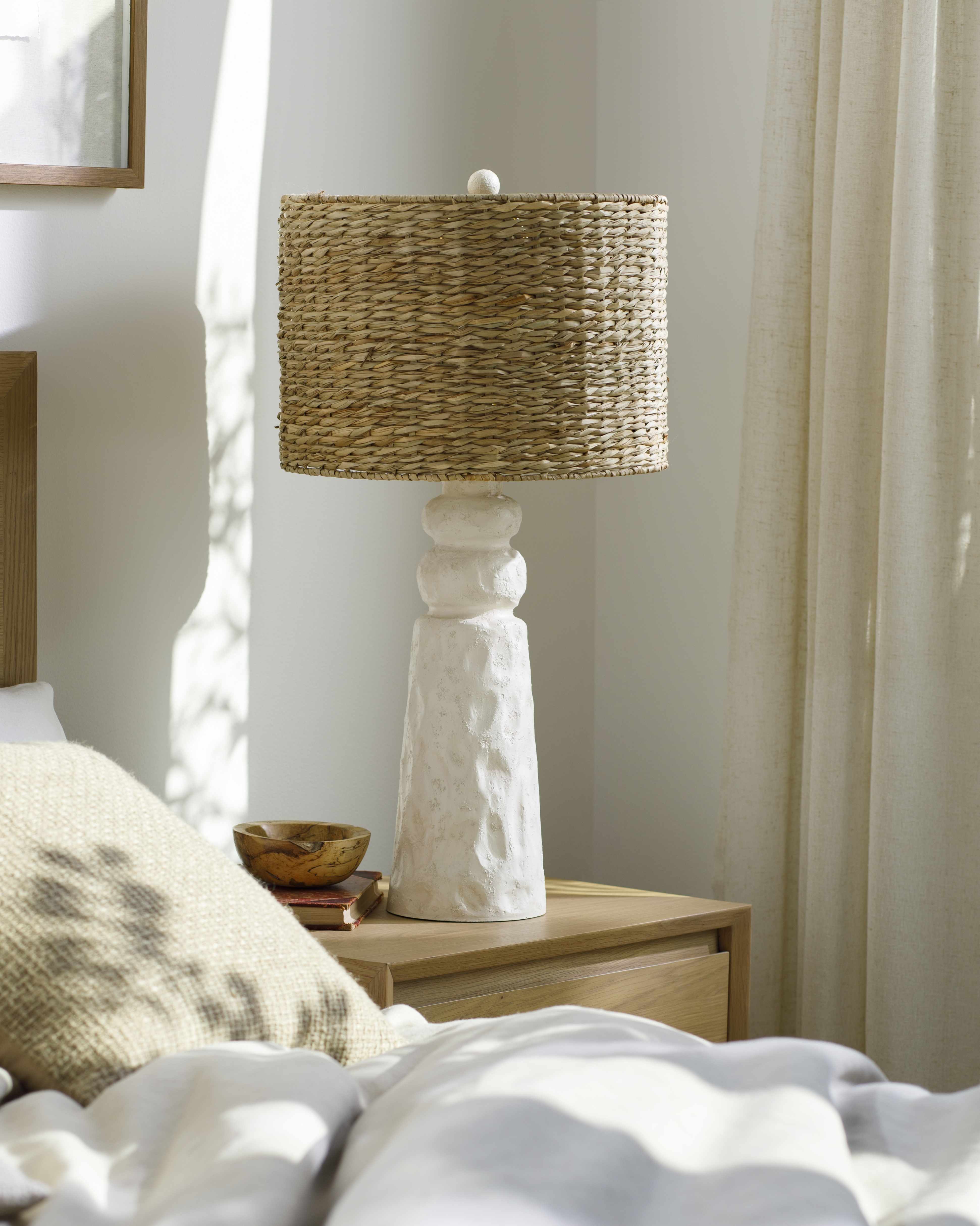 The Harrow Table Lamp