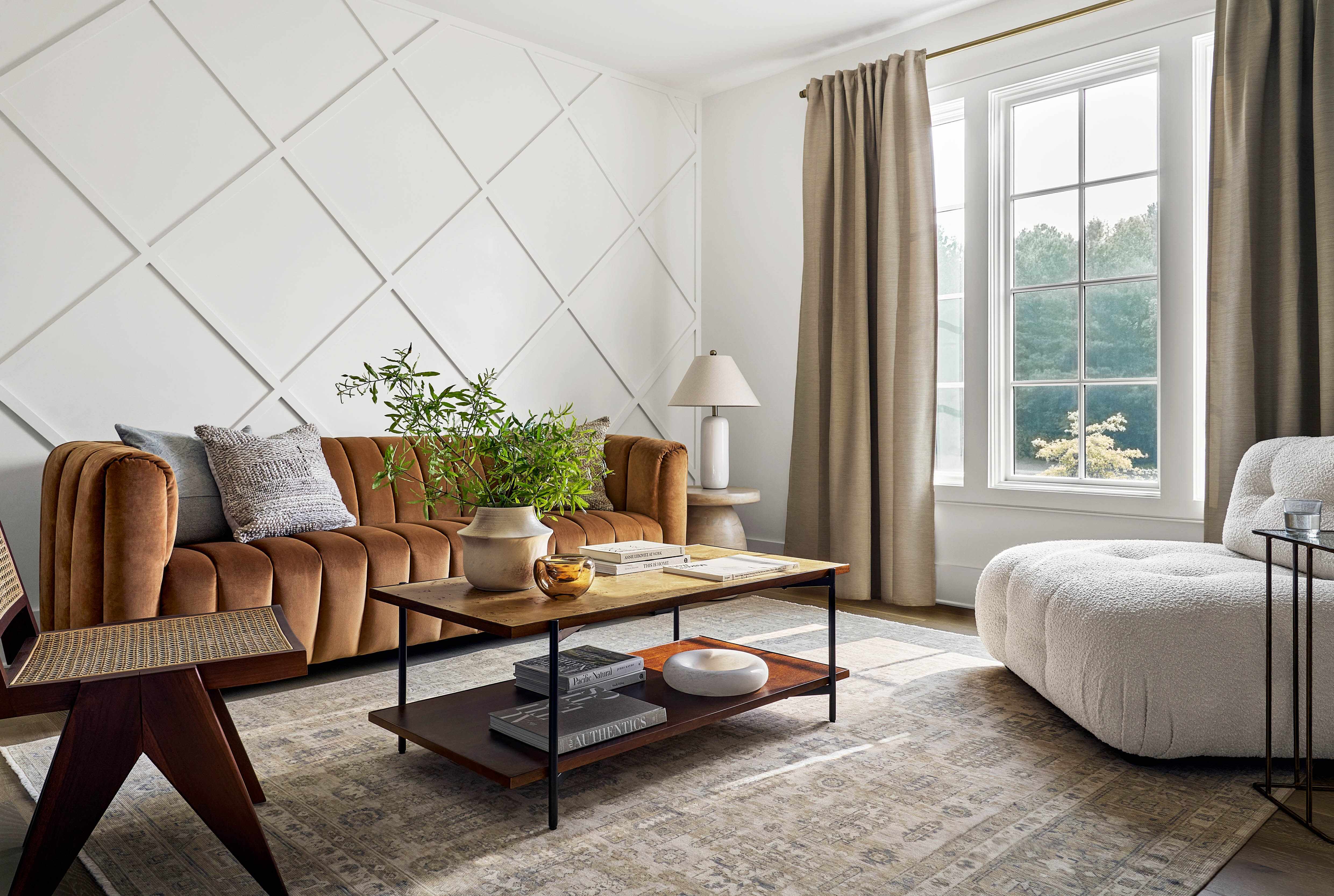 The Noemi Table Lamp