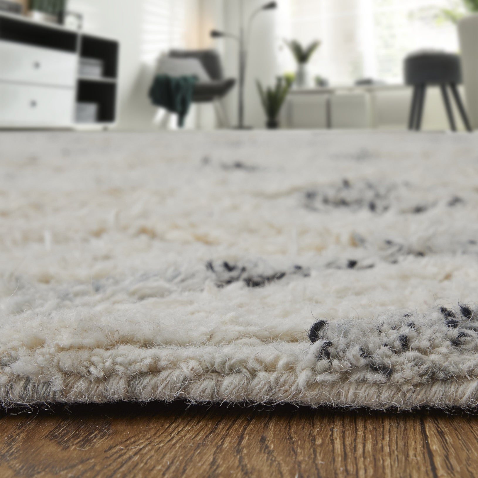 Anica Transitional Moroccan - Ivory/Gray/Black Area Rug