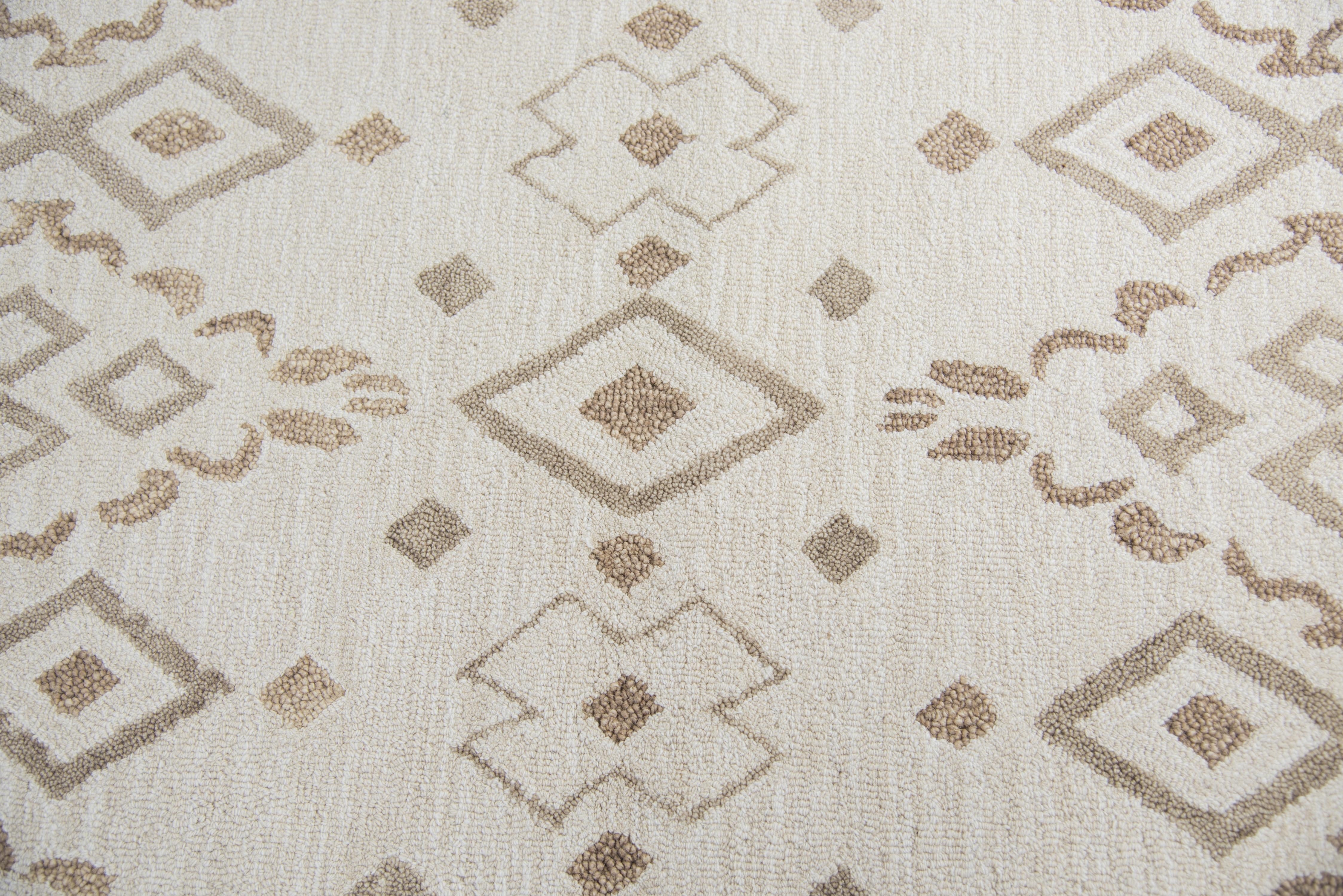 OU934A Area Rug
