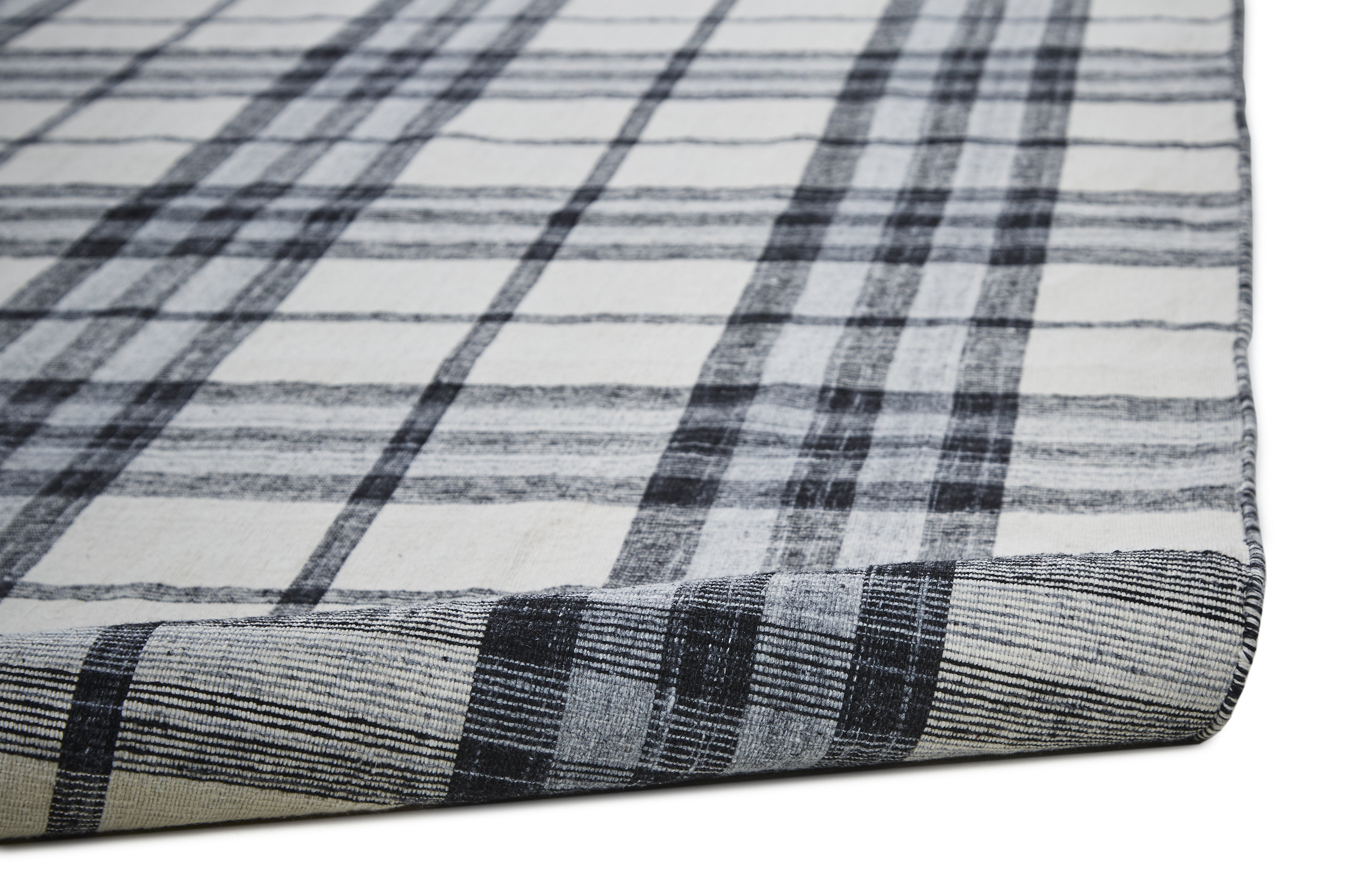 Crosby Transitional Plaid - Ivory/Blue/Black