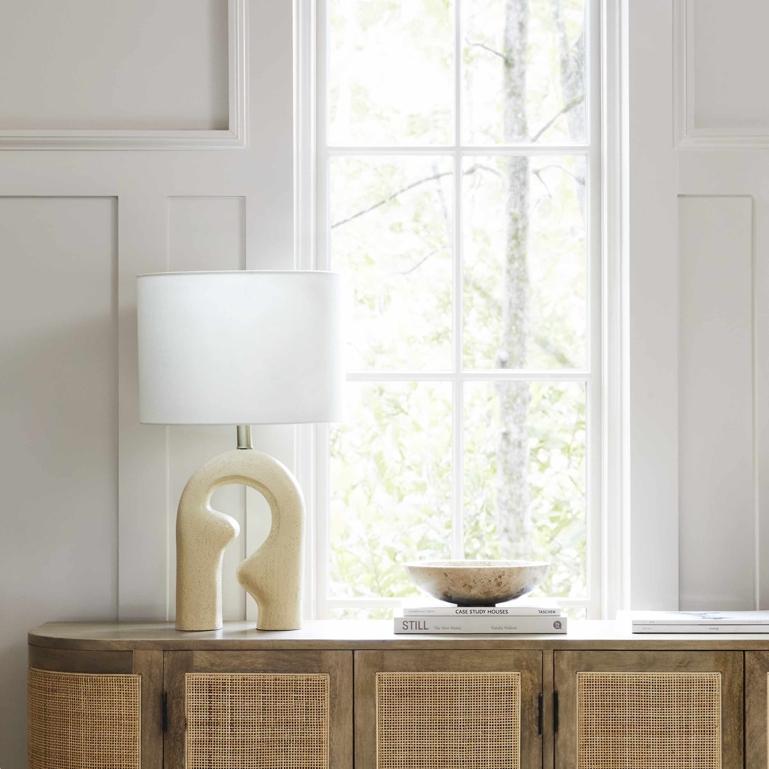 Pierrelaye Table Lamp