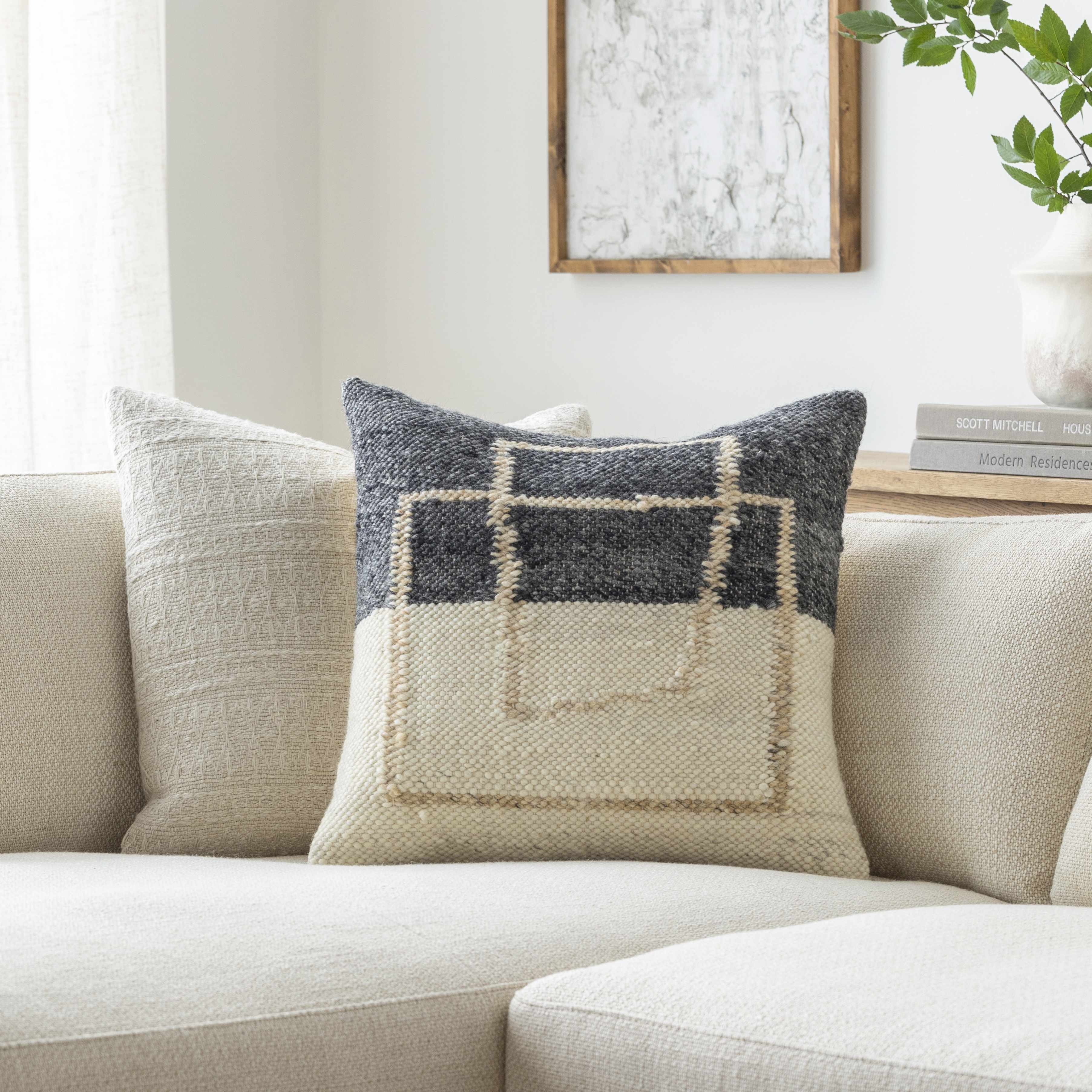 The Rayan Throw Pillow
