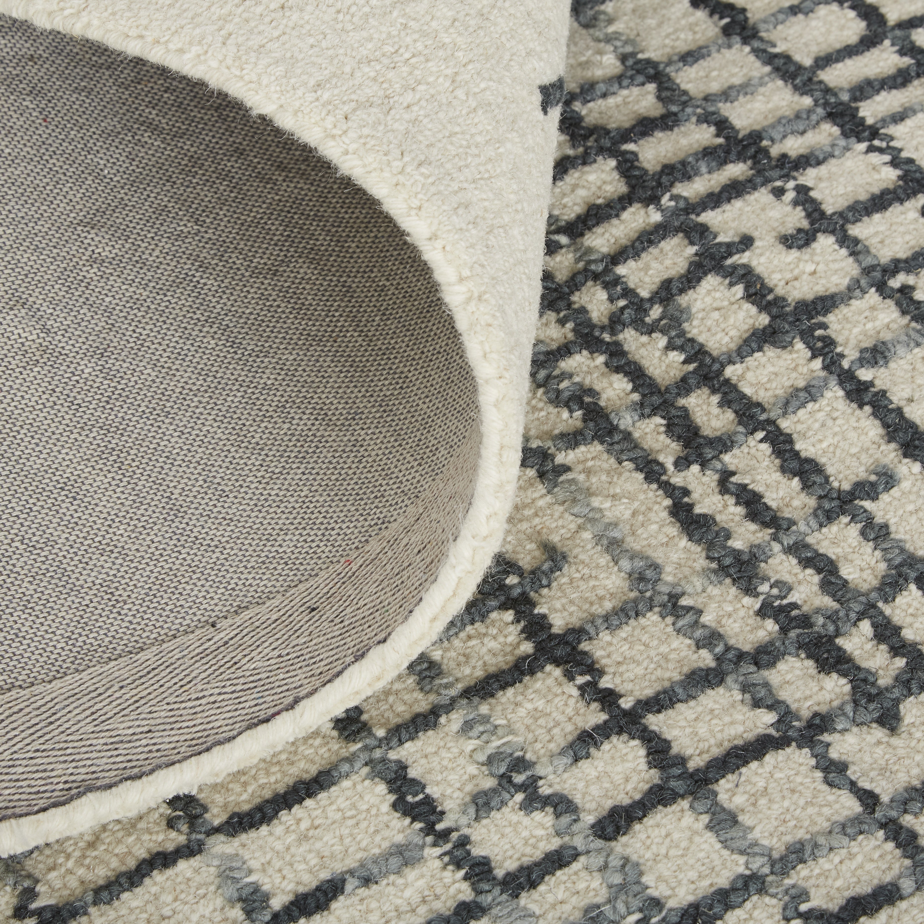 Maddox Transitional Abstract - Ivory/Gray/Black Area Rug