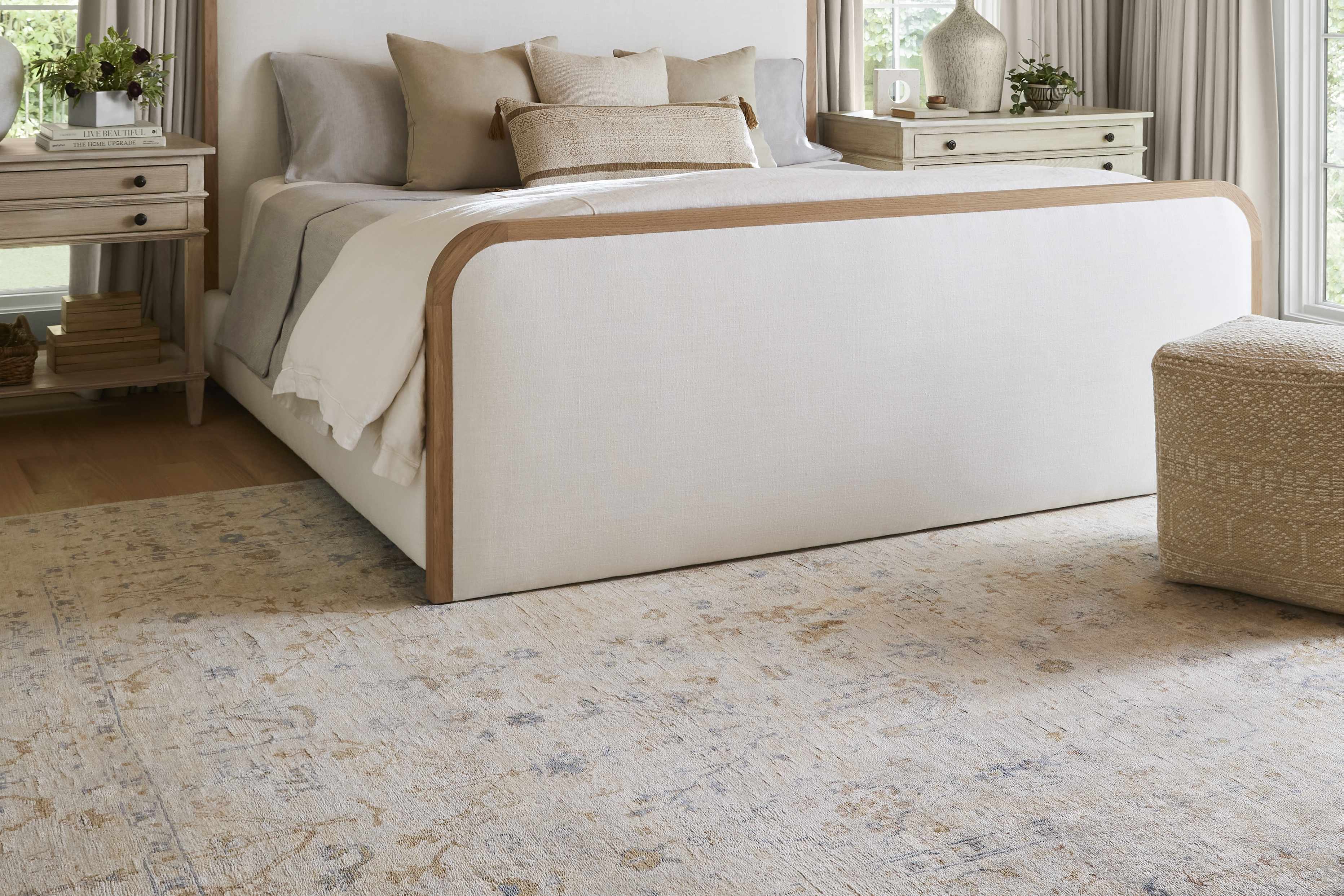 The Elysian Pouf