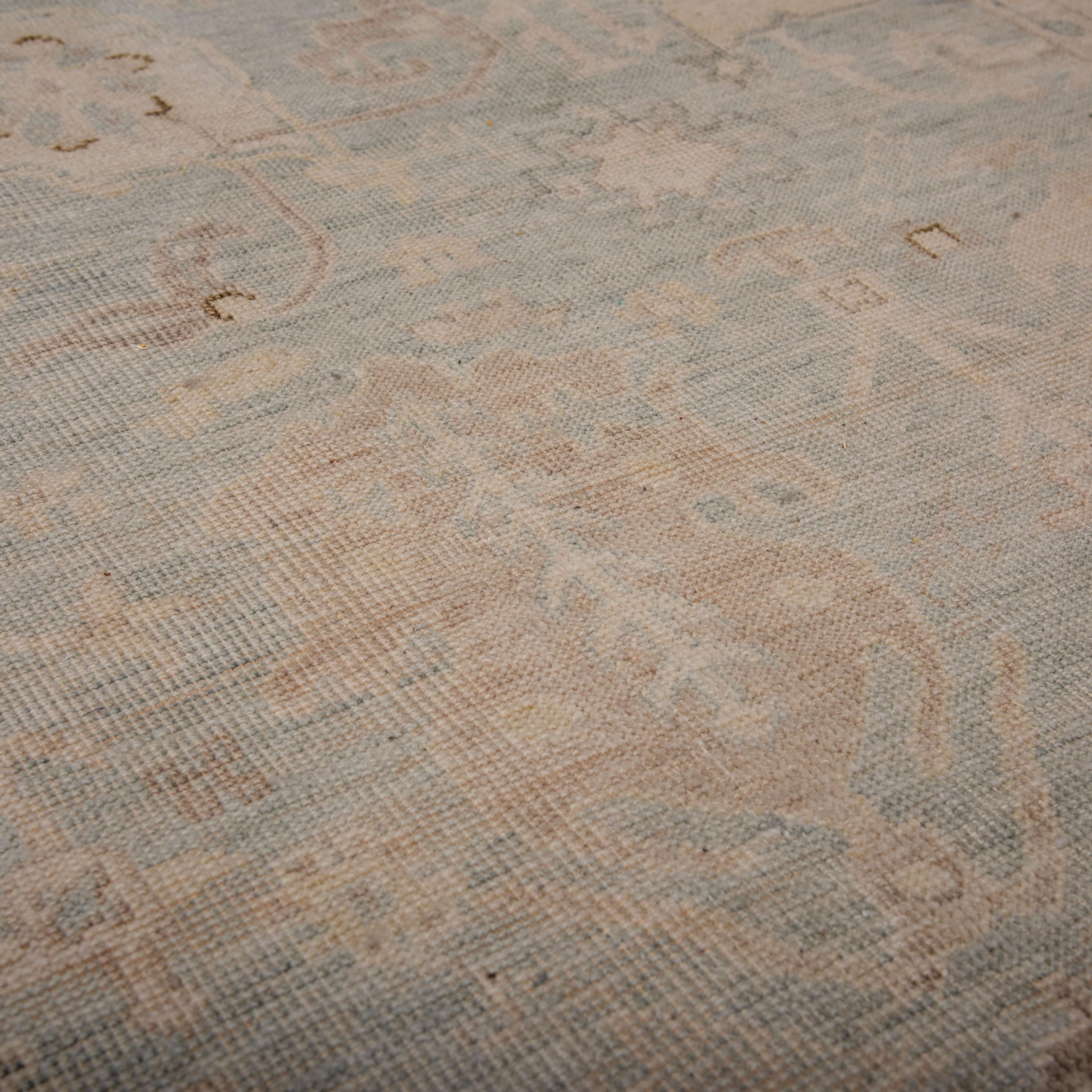 TUS710 Area Rug