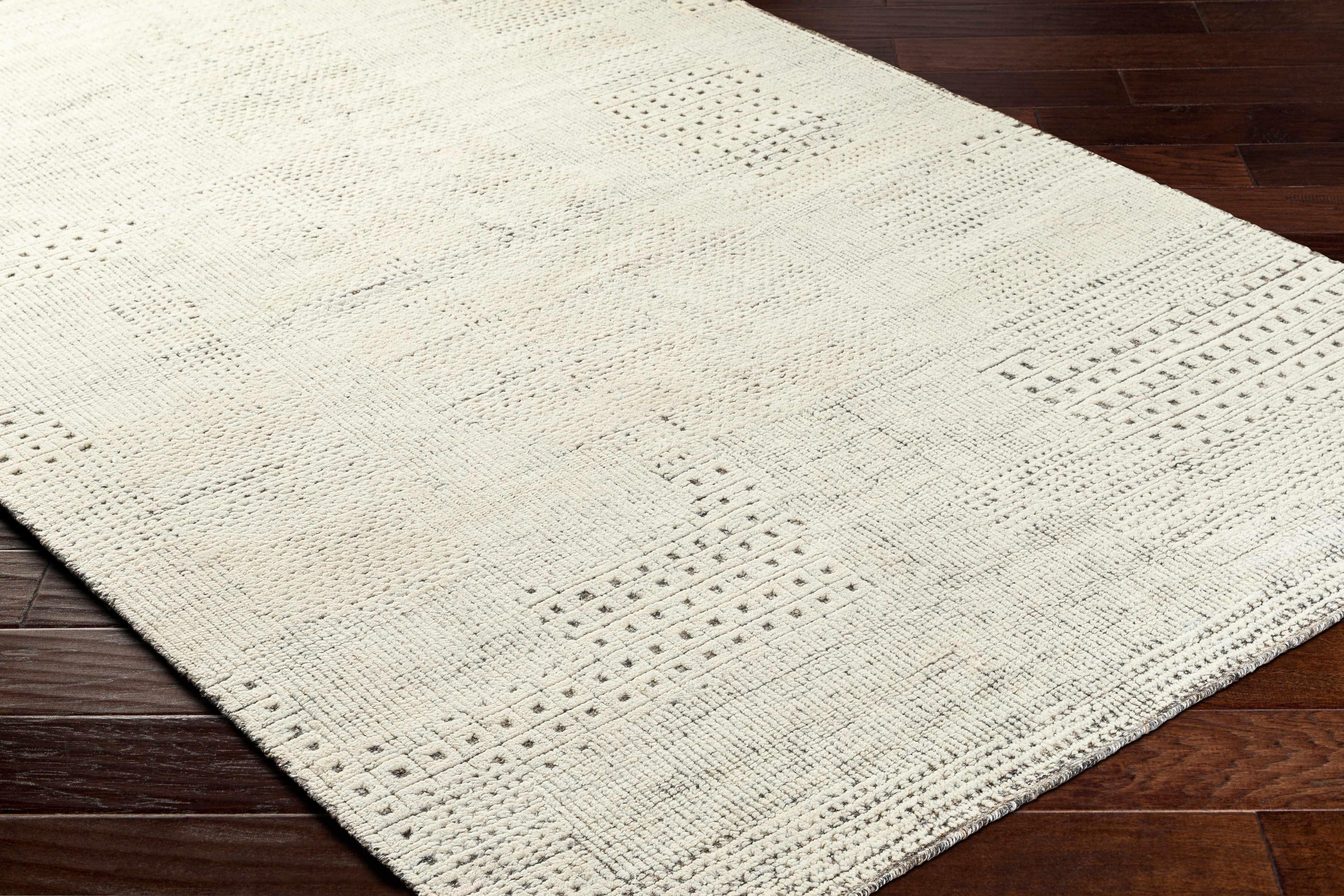 The Tyra Rug