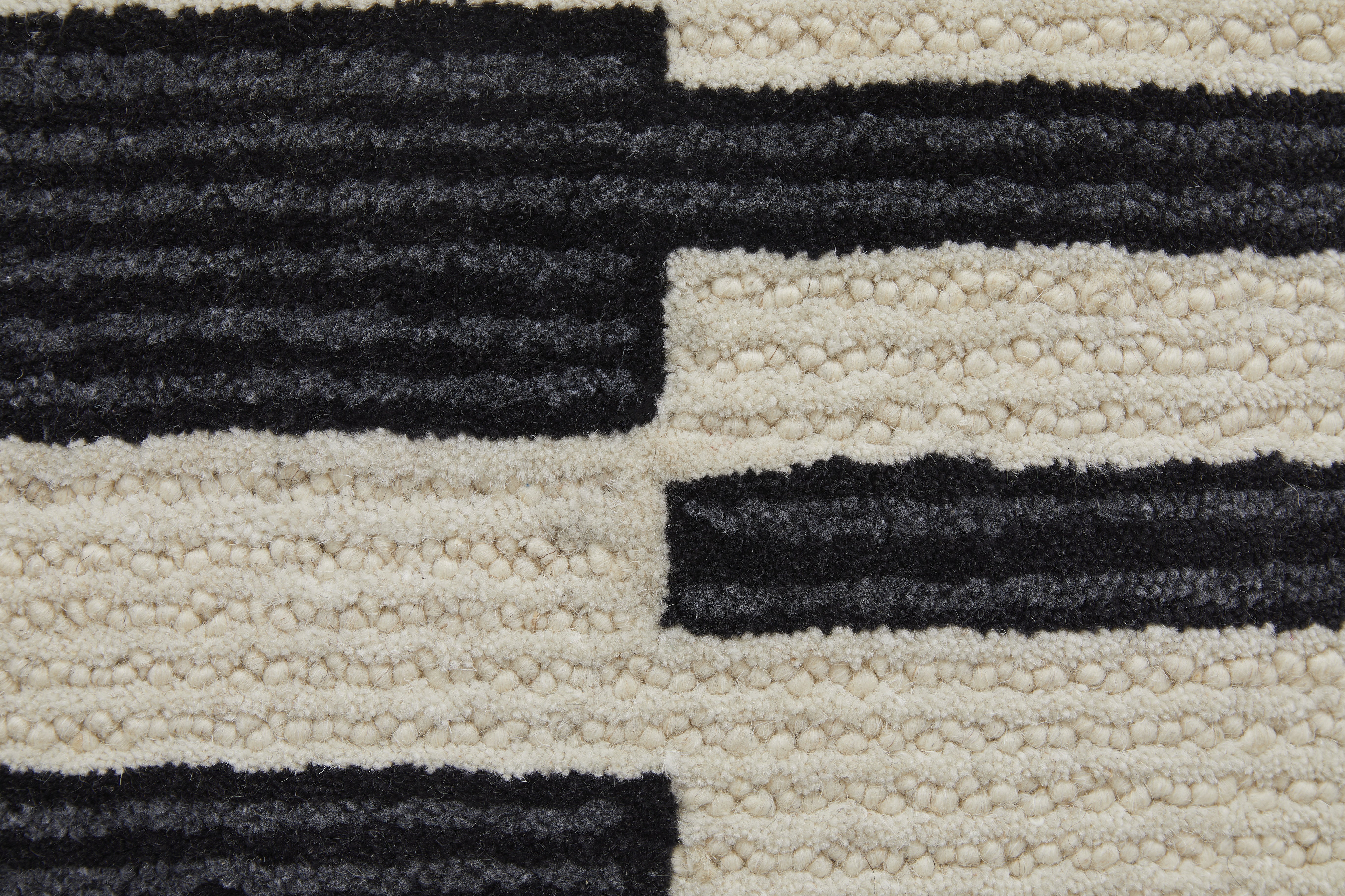 Maguire Transitional Abstract - Ivory/Black Area Rug