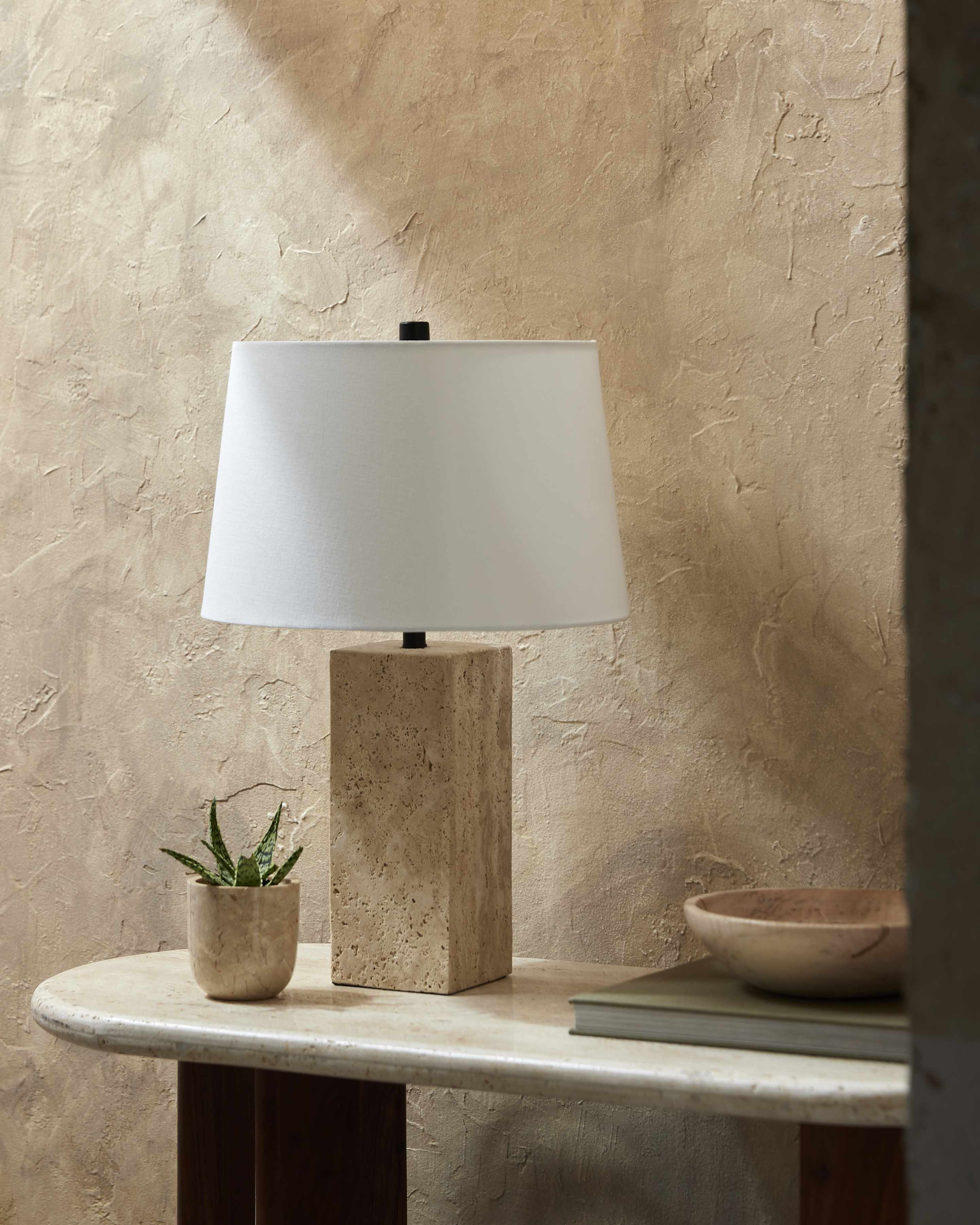 The Astoria Lamp