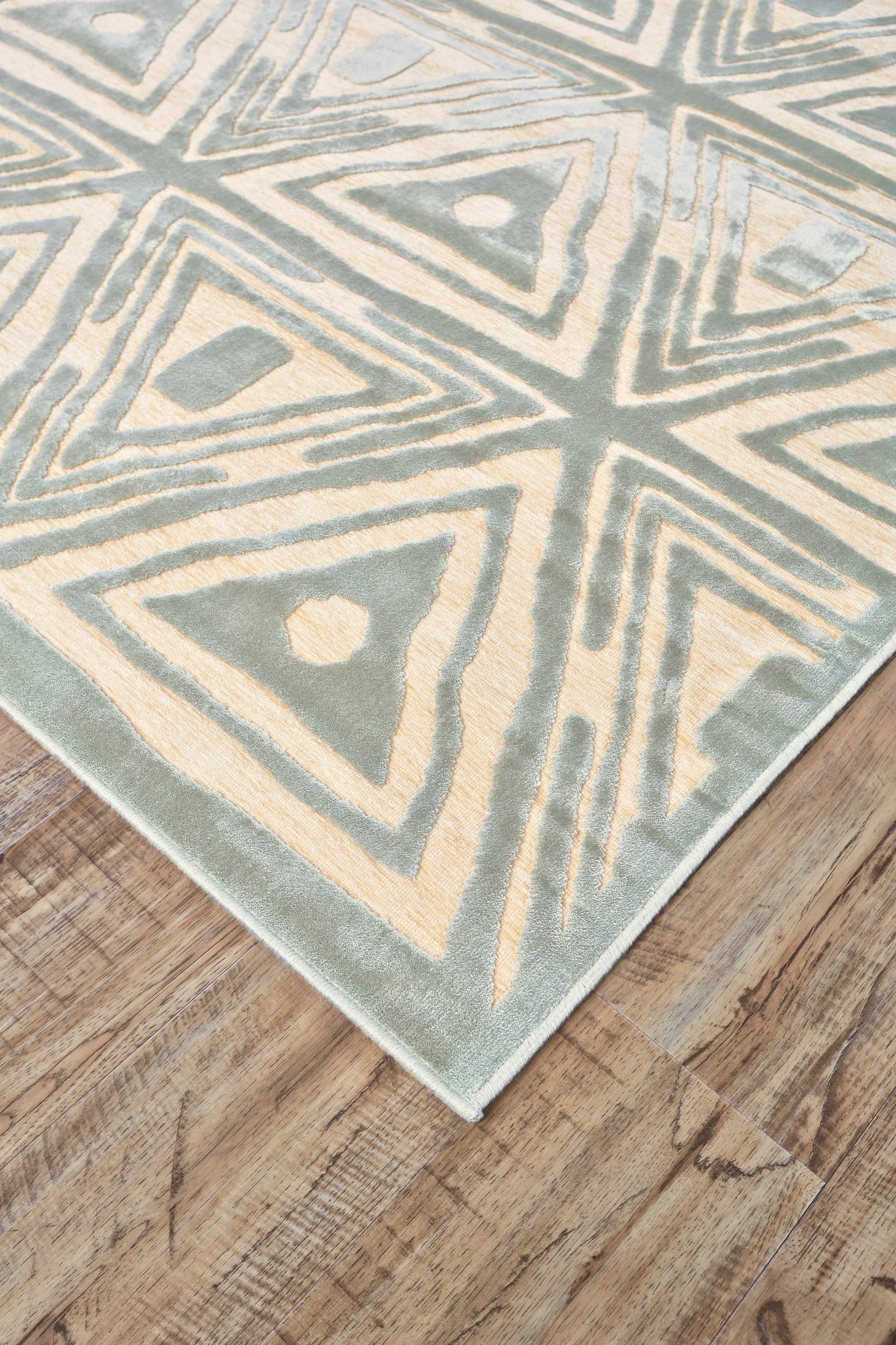 The Saphir Rug