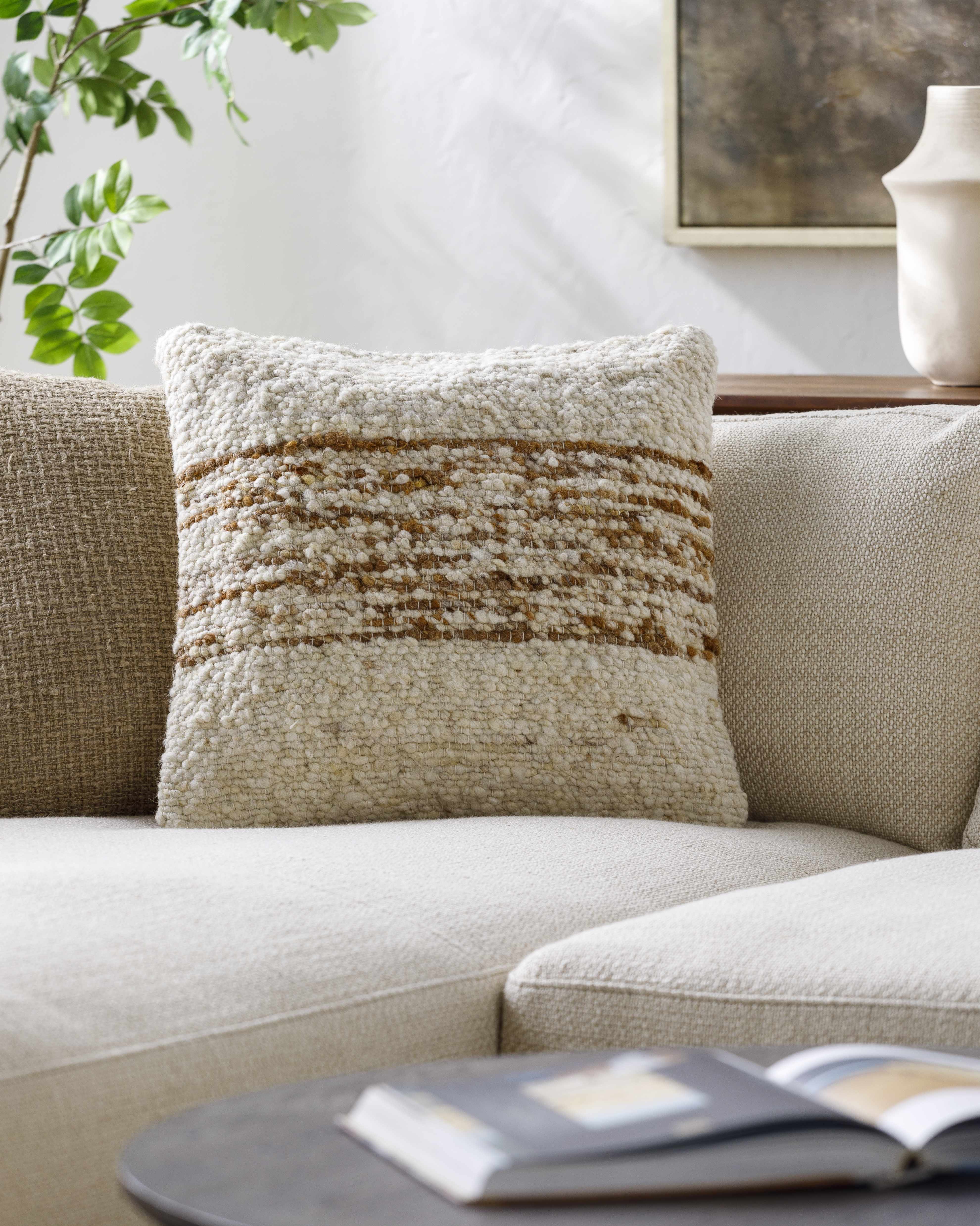 The Zaire Pillow