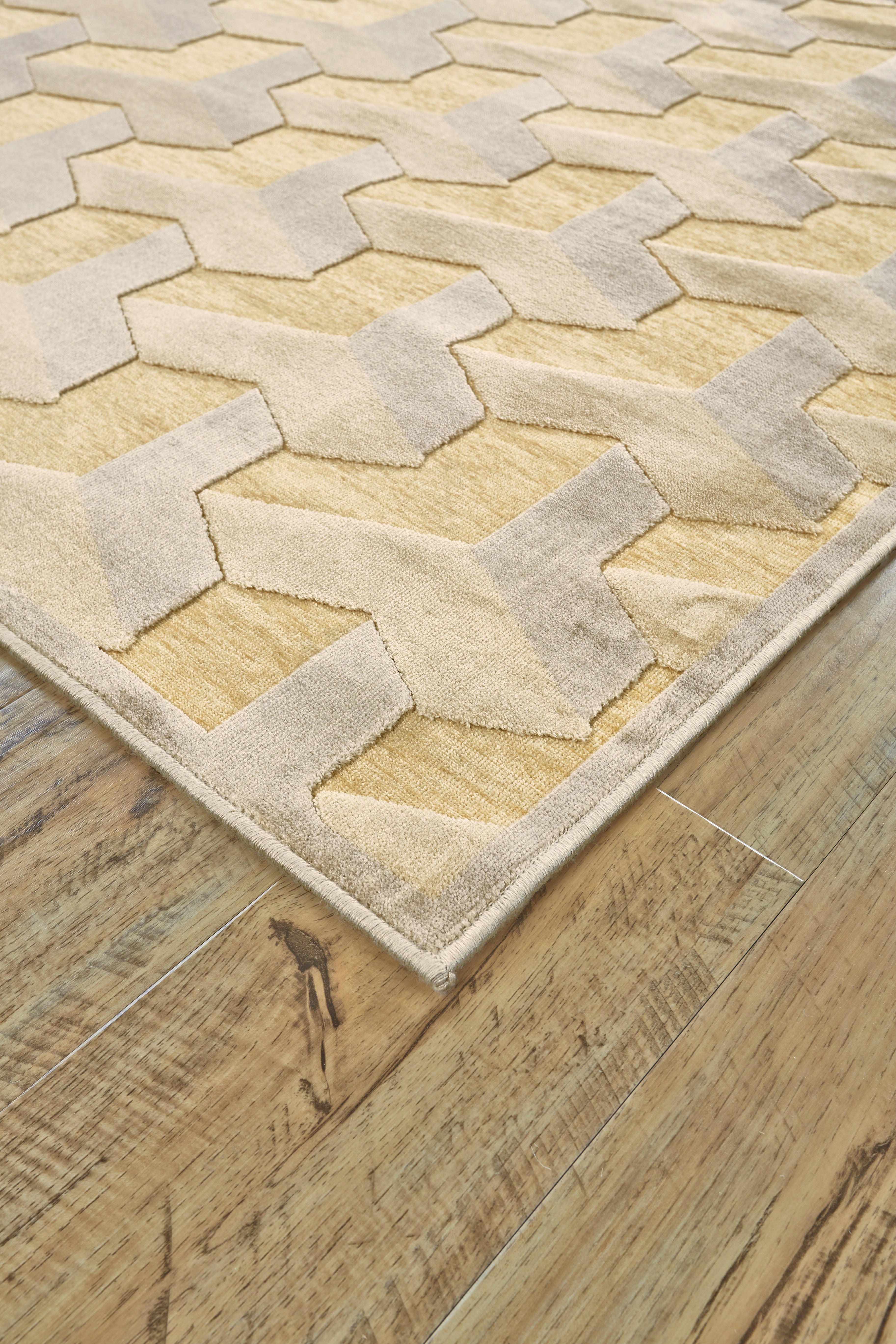 The Saphir Rug