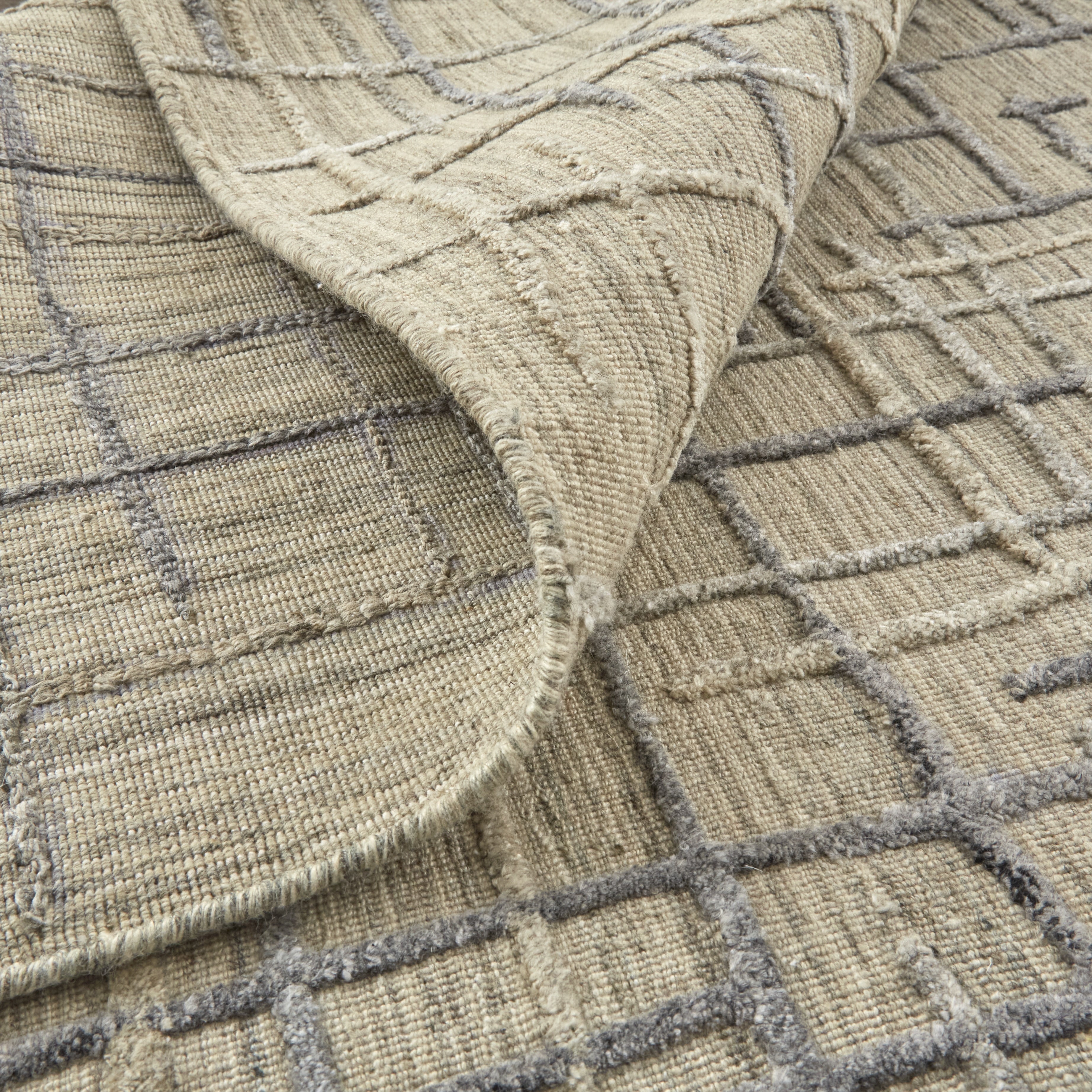 Kirkwood Transitional Abstract - Tan/Silver Area Rug
