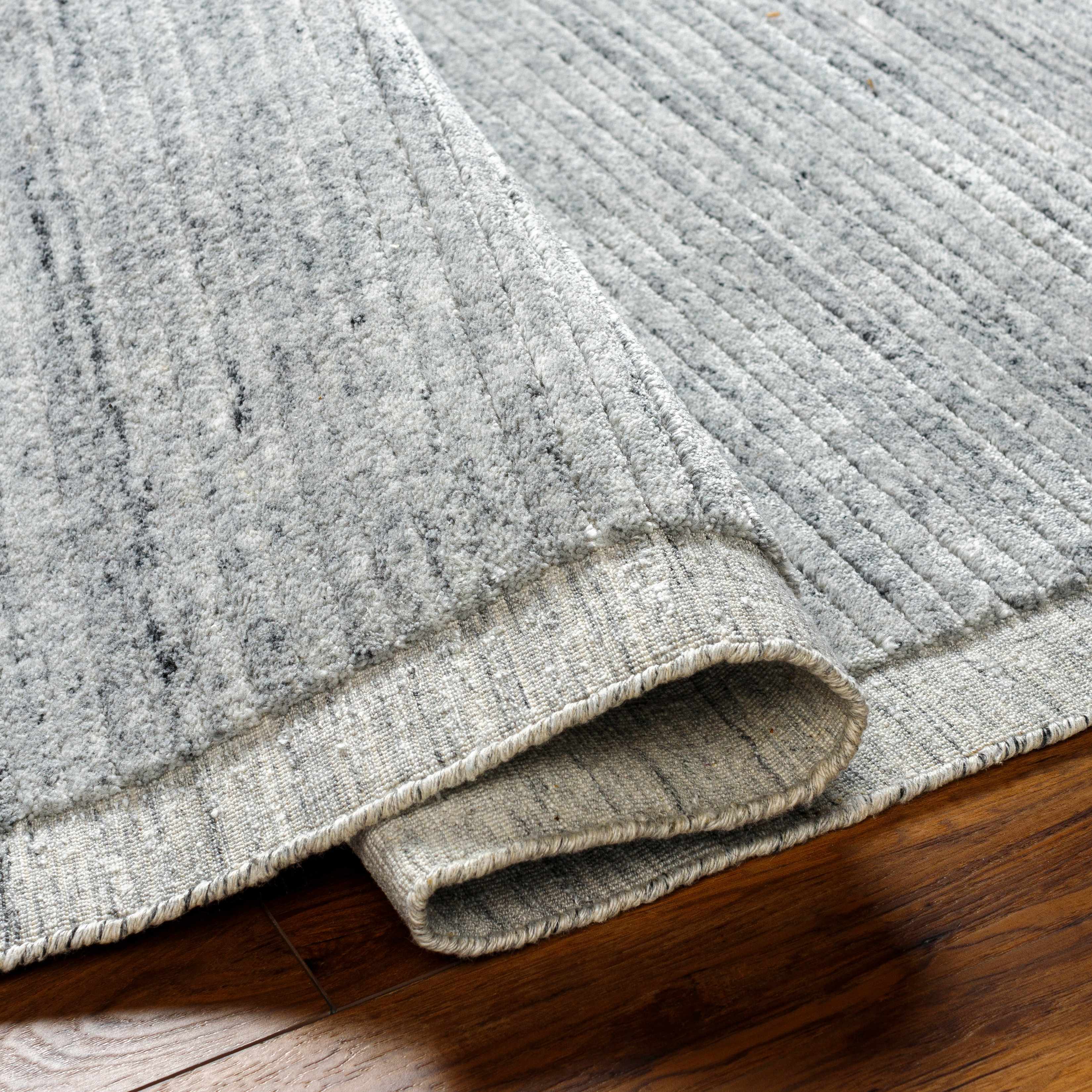 Special Gray Hand Loomed Recycled PET Yarn Area Rug